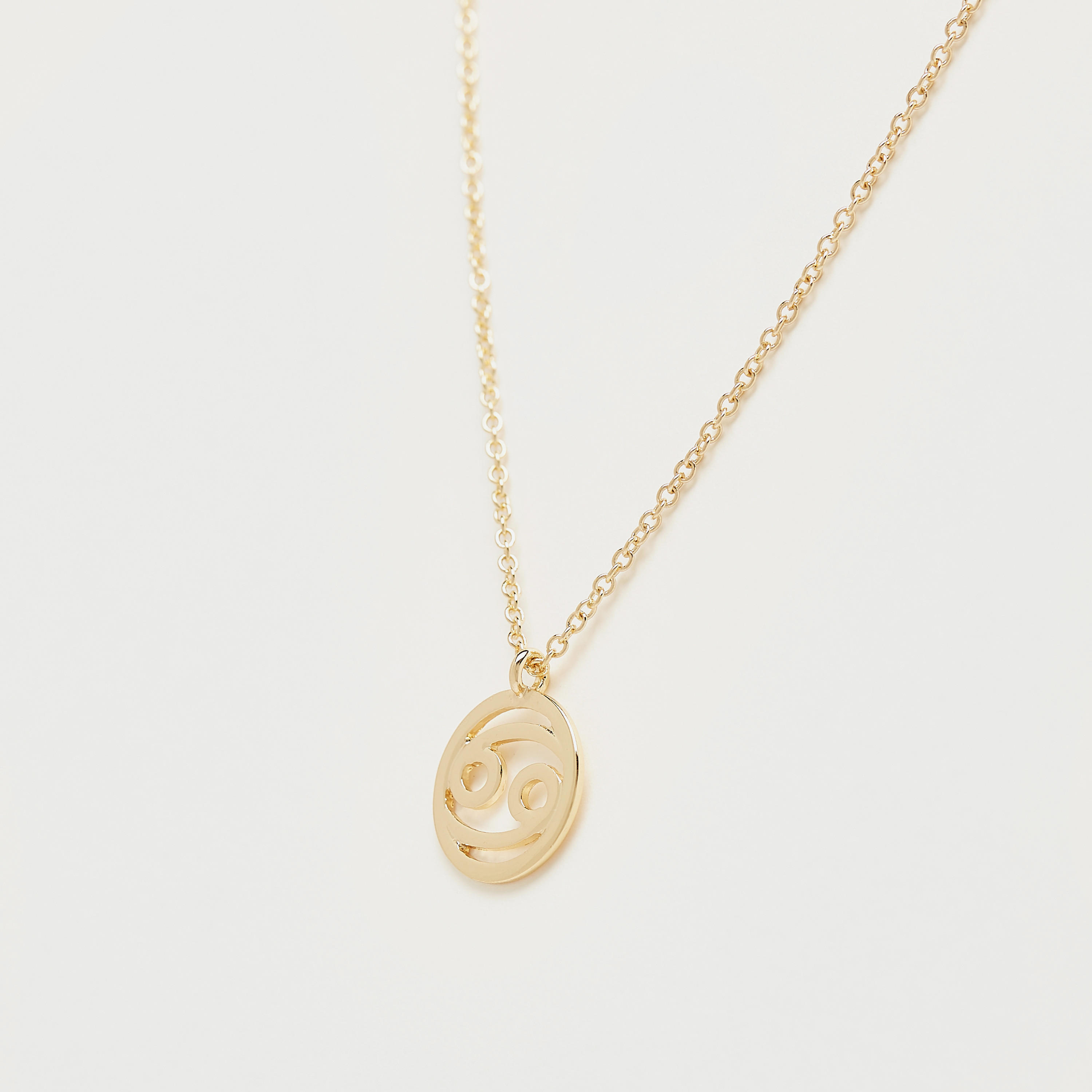 قلادة برج السرطان مع قفل إغلاق-women-watchesandjewellery-jewellery-necklacesandpendants-image-3