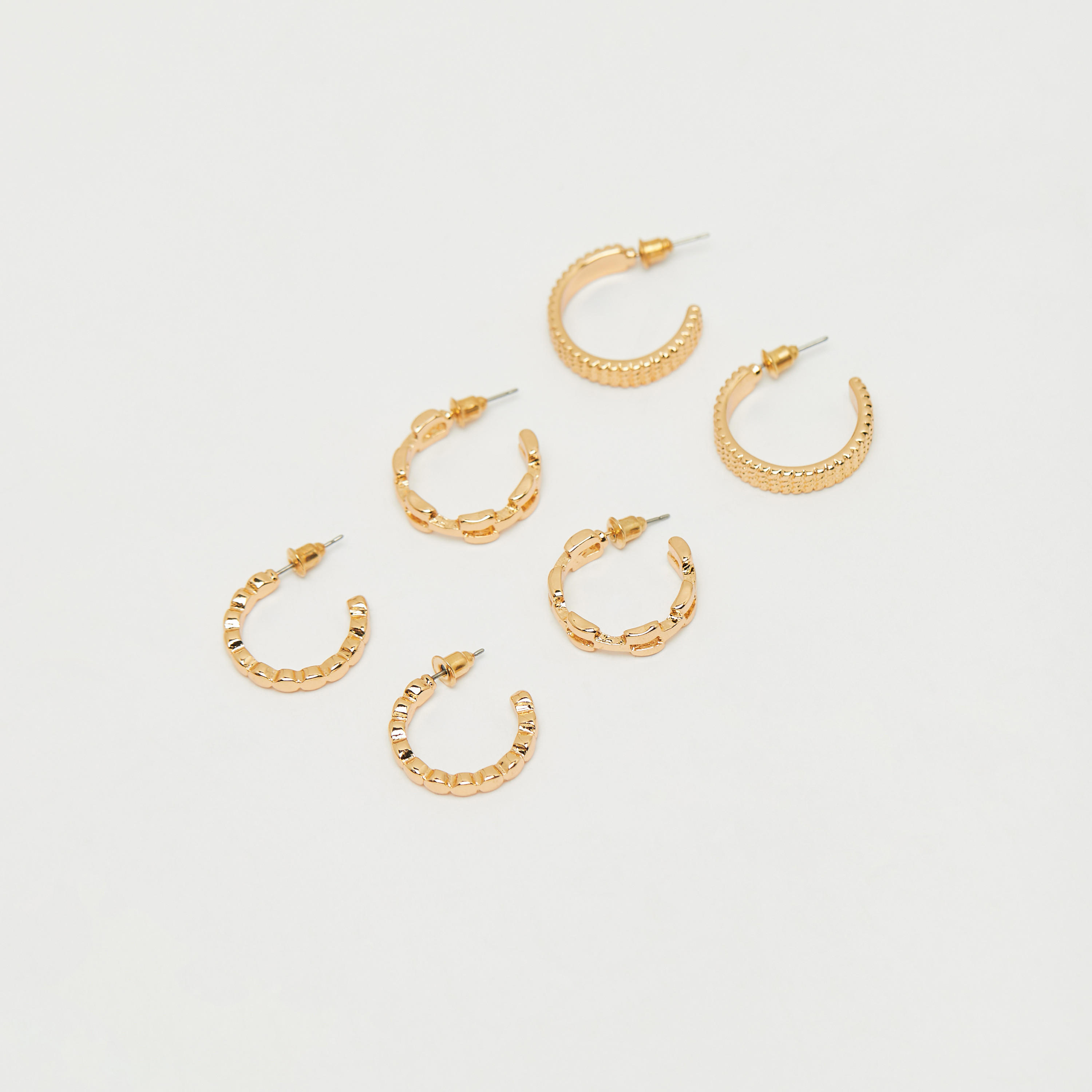 أقراط بارزة الملمس بمكبس إغلاق خلفي - طقم 3 أزواج-women-watchesandjewellery-jewellery-earrings-image-1