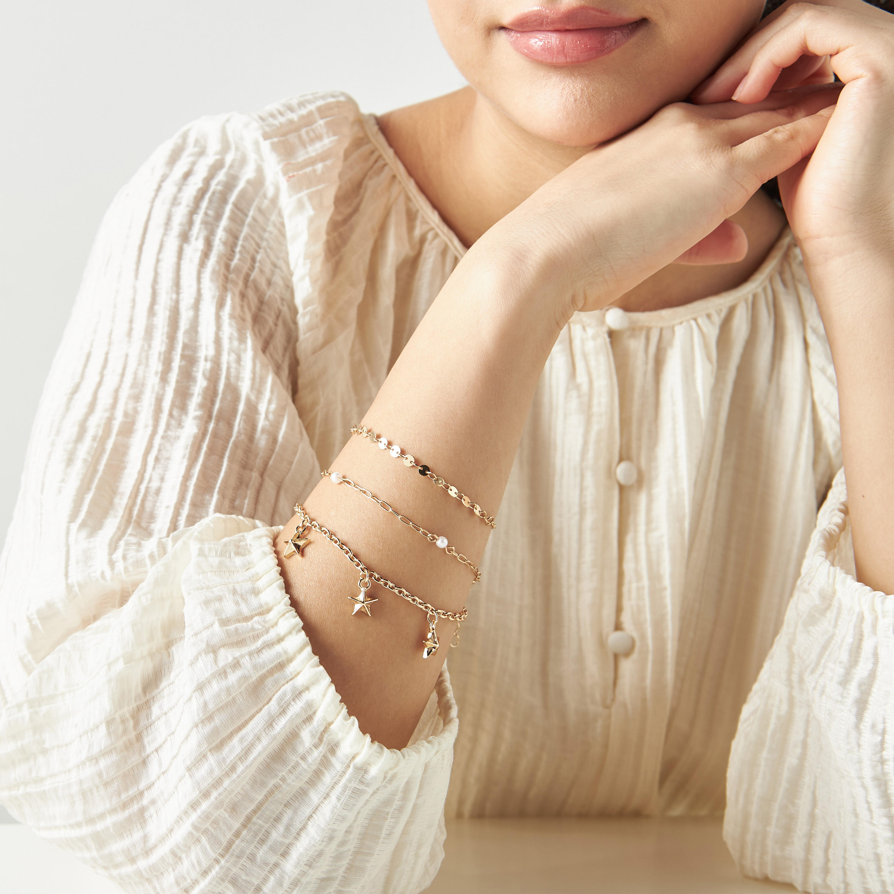 طقم أساور متنوعة - 3 قطع-women-watchesandjewellery-jewellery-banglesandbracelets-image-4