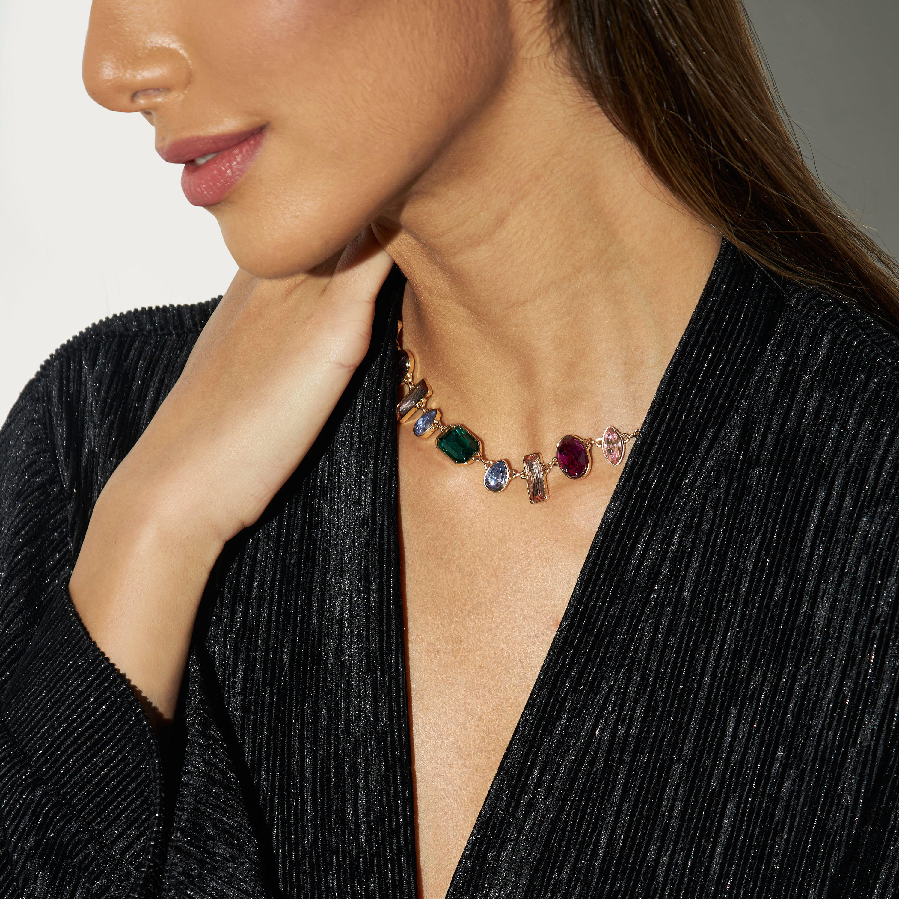 قلادة مزيّنة بمشبك إغلاق-women-watchesandjewellery-jewellery-necklacesandpendants-image-2