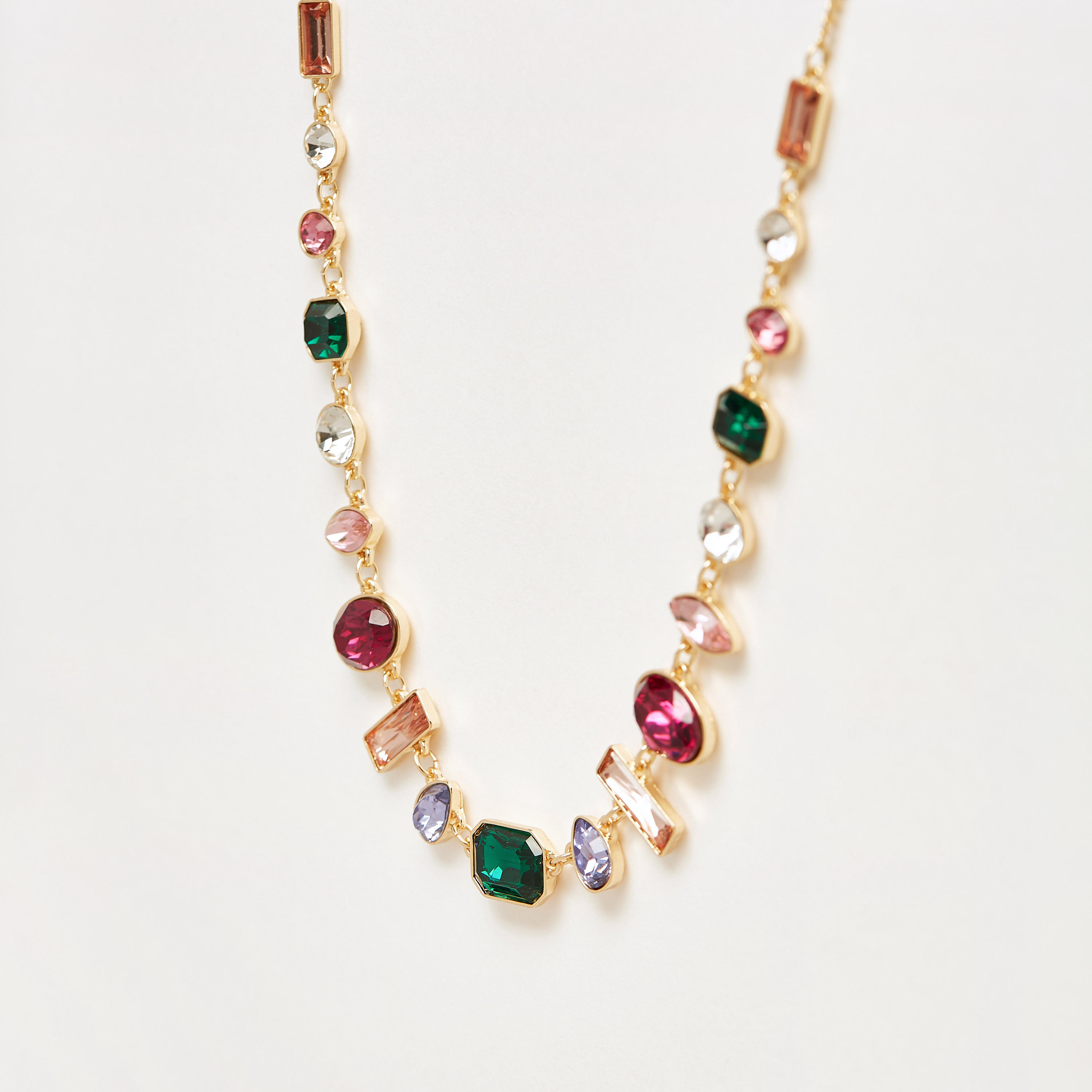 قلادة مزيّنة بمشبك إغلاق-women-watchesandjewellery-jewellery-necklacesandpendants-image-3