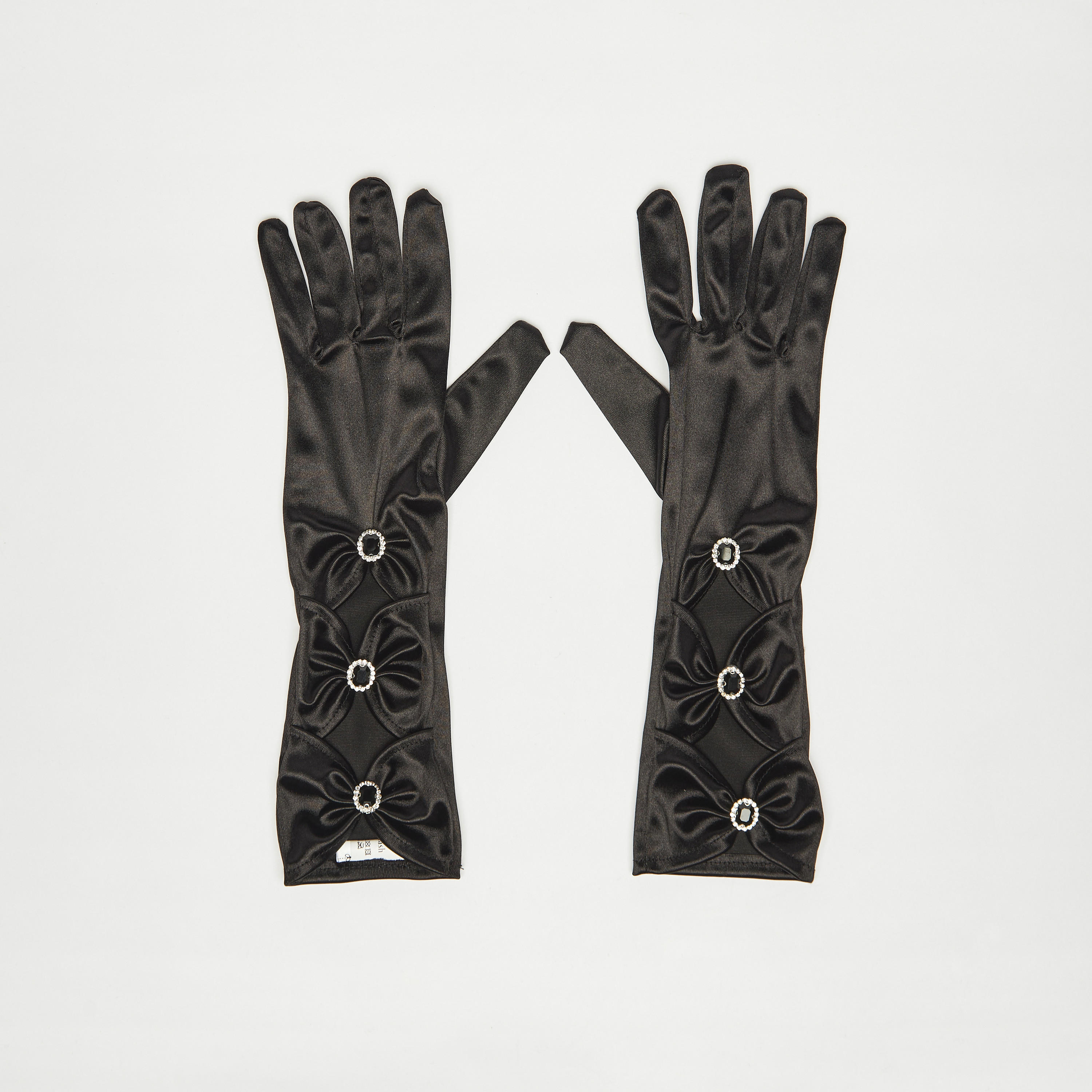 قفازات ساتان مزينة بتفاصيل مفرّغة-women-clothingaccessories-gloves-image-1