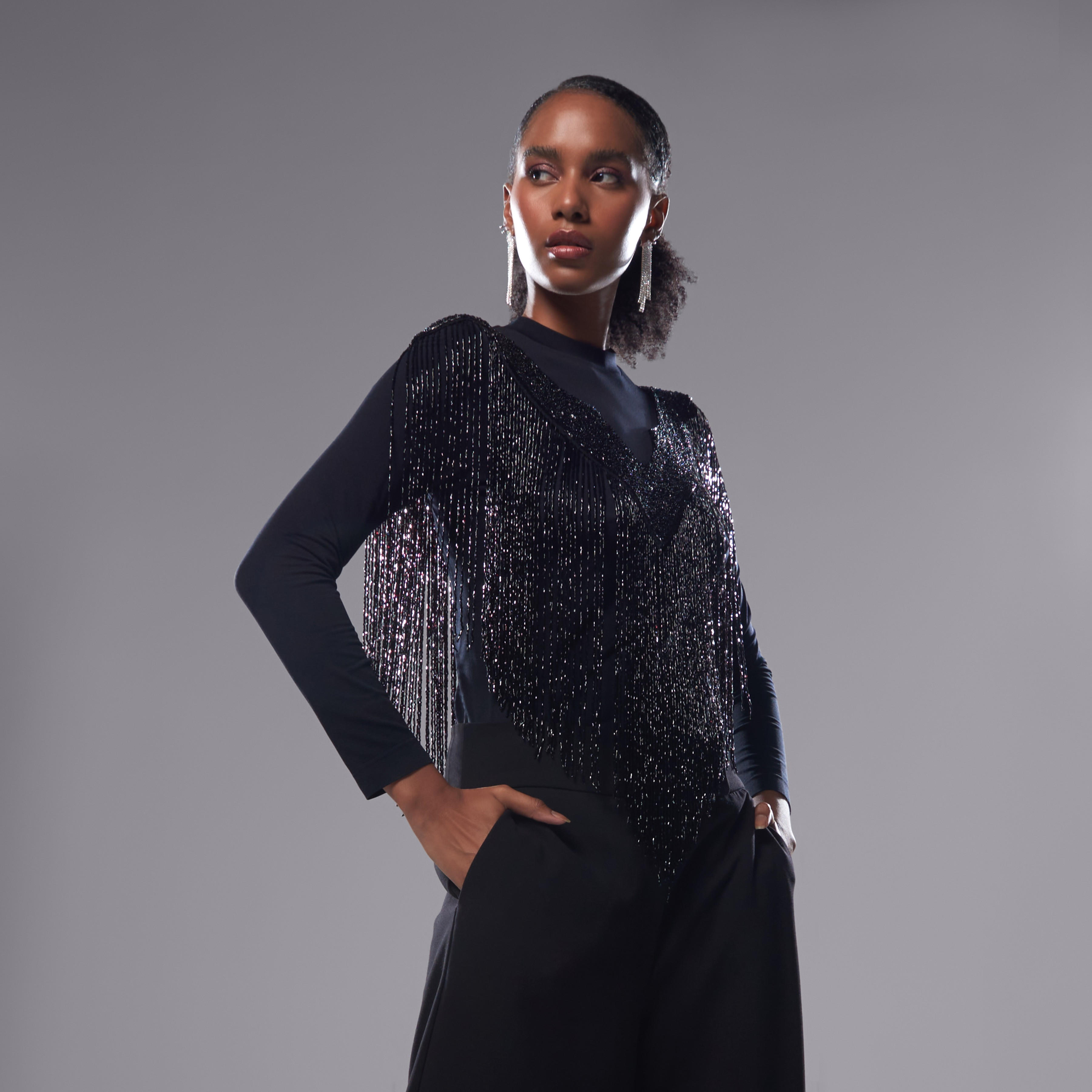 كاب أكتاف مزيّن بالخرز بشراشيب وياقة v-women-clothing-shirtsandblouses-blouses-image-5