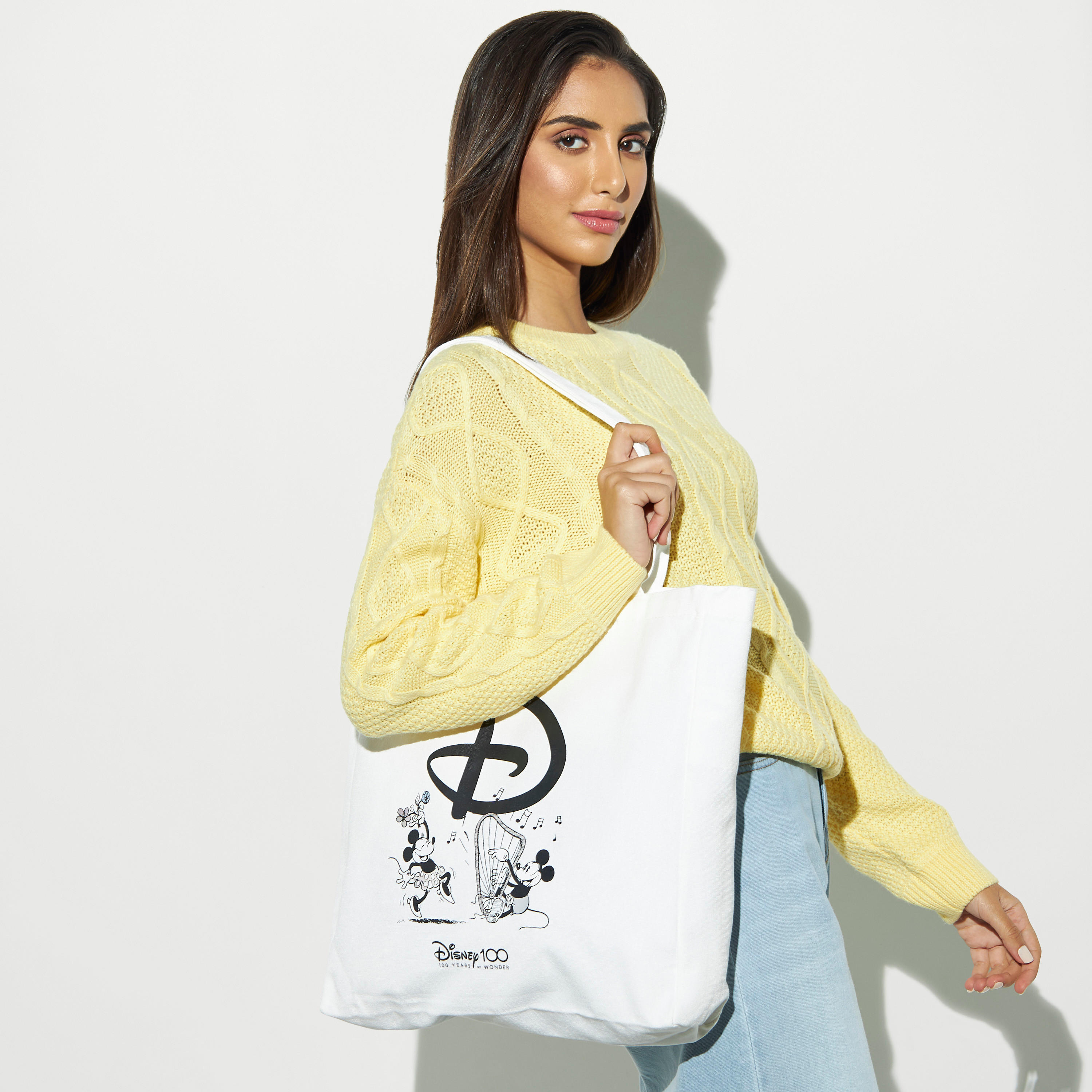 شنطة تسوق بطبعات ميني وميكي ماوس-women-bagsandwallets-handbags-image-4