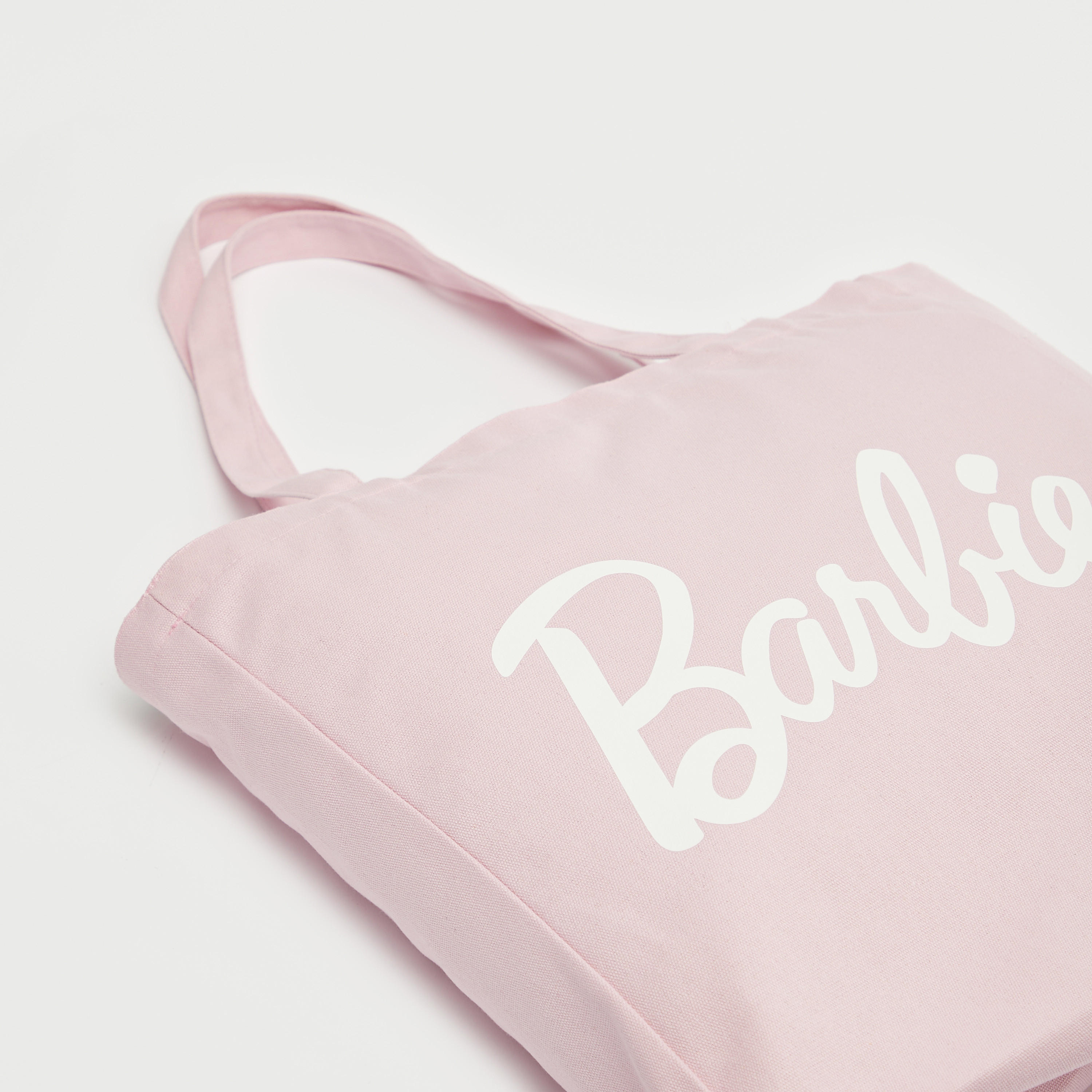 شنطة توتي بأحزمة مزدوجة وطبعات باربي-women-bagsandwallets-handbags-image-3