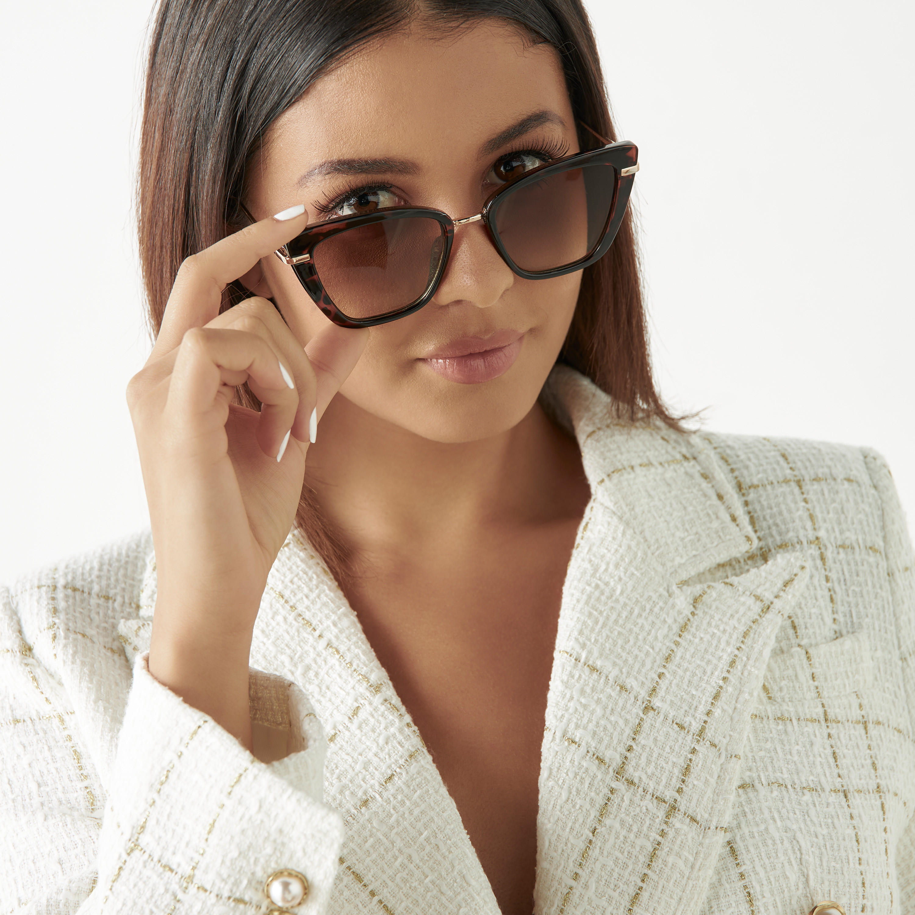 Solid Full Rim Tinted Oversized Cat Eye Sunglasses with Nose Pads-women-sunglasses-image-2