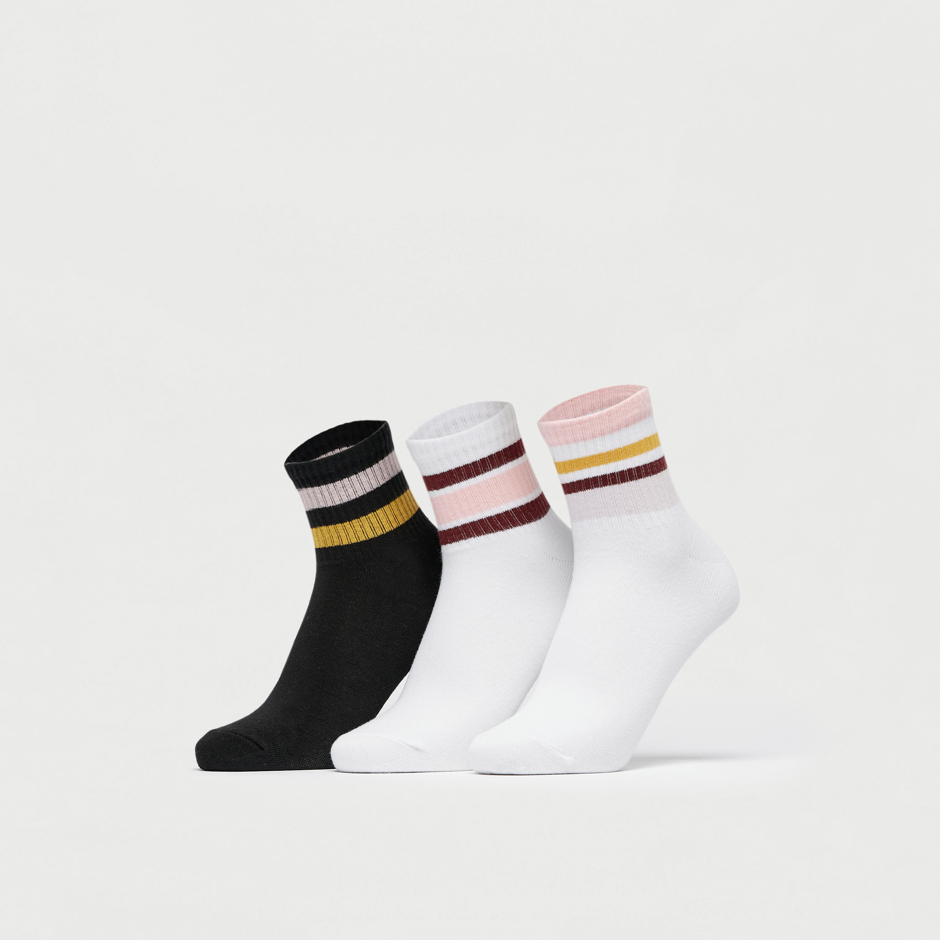 طقم جوارب مخططة ومضلعة بطول ربلة الساق - 3 أزواج-women-socksandstockings-image-1