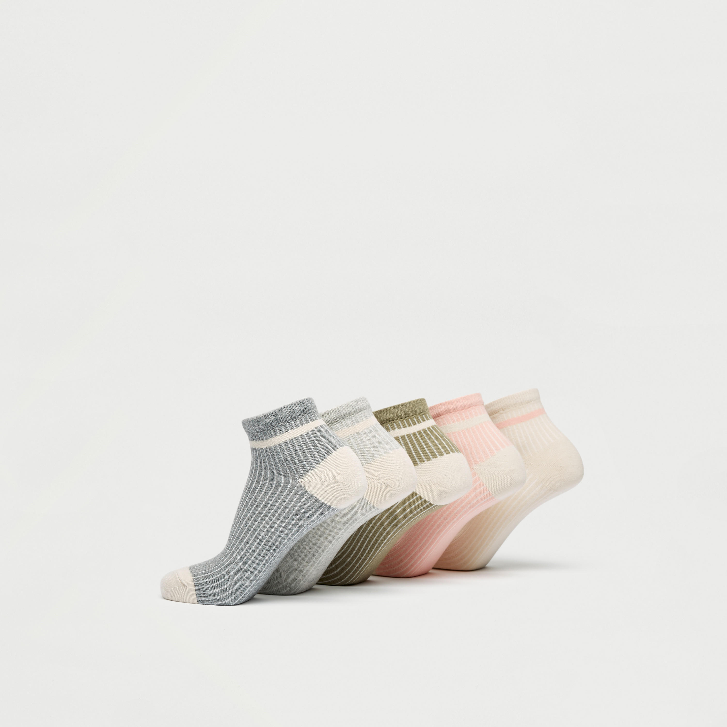 جوارب مخططة بطول الكاحل - طقم من 5 أزواج-women-socksandstockings-image-2
