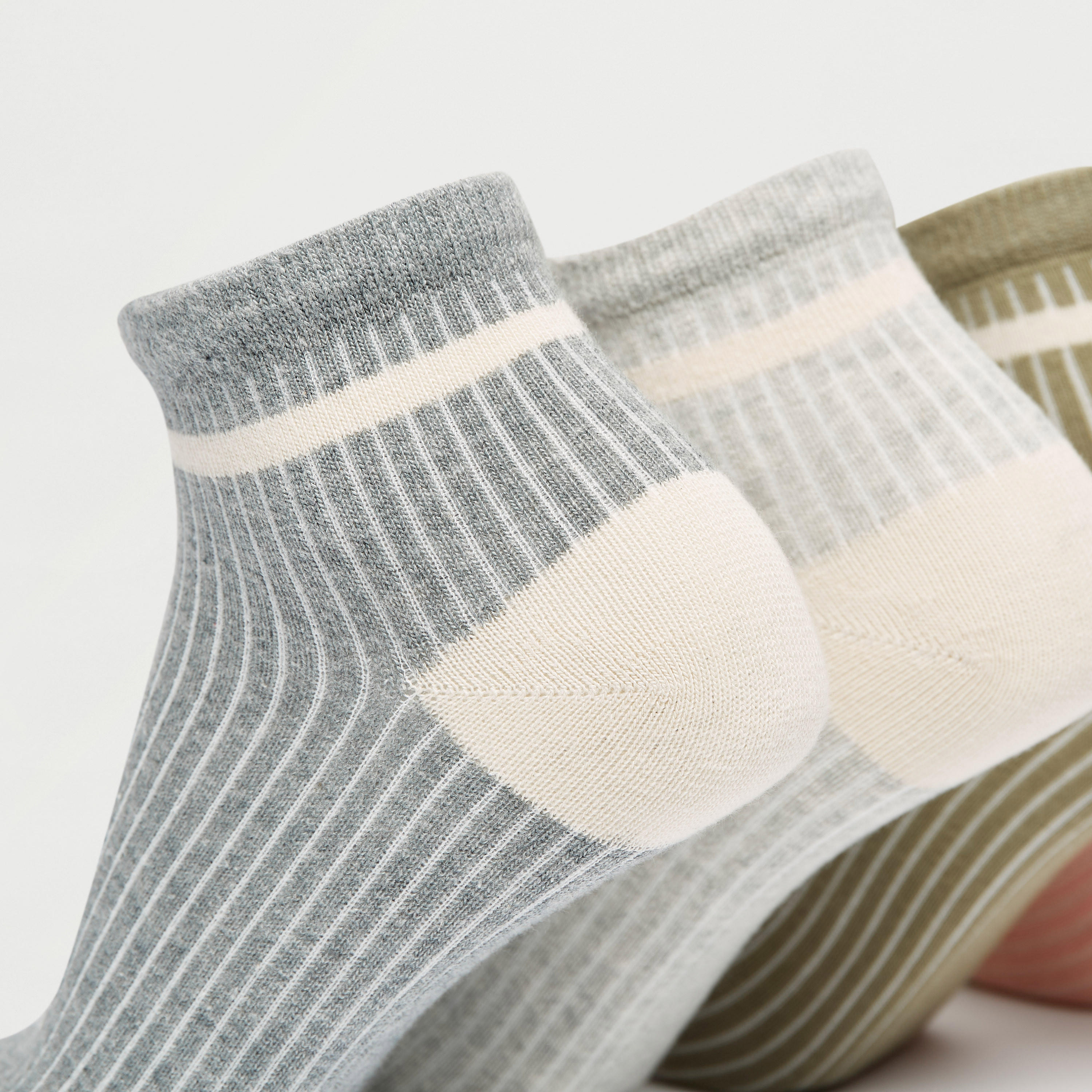 جوارب مخططة بطول الكاحل - طقم من 5 أزواج-women-socksandstockings-image-4