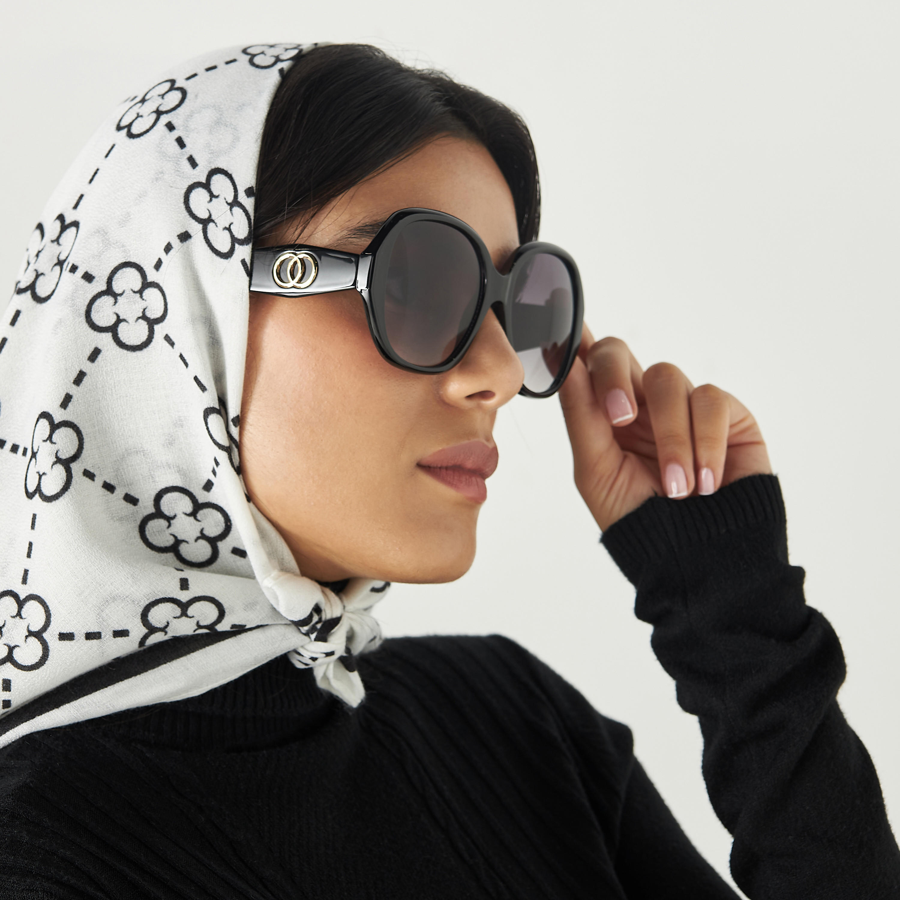نظارة شمسية مربعة سادة بإطار كامل وعدسات ملونة-women-sunglasses-image-2