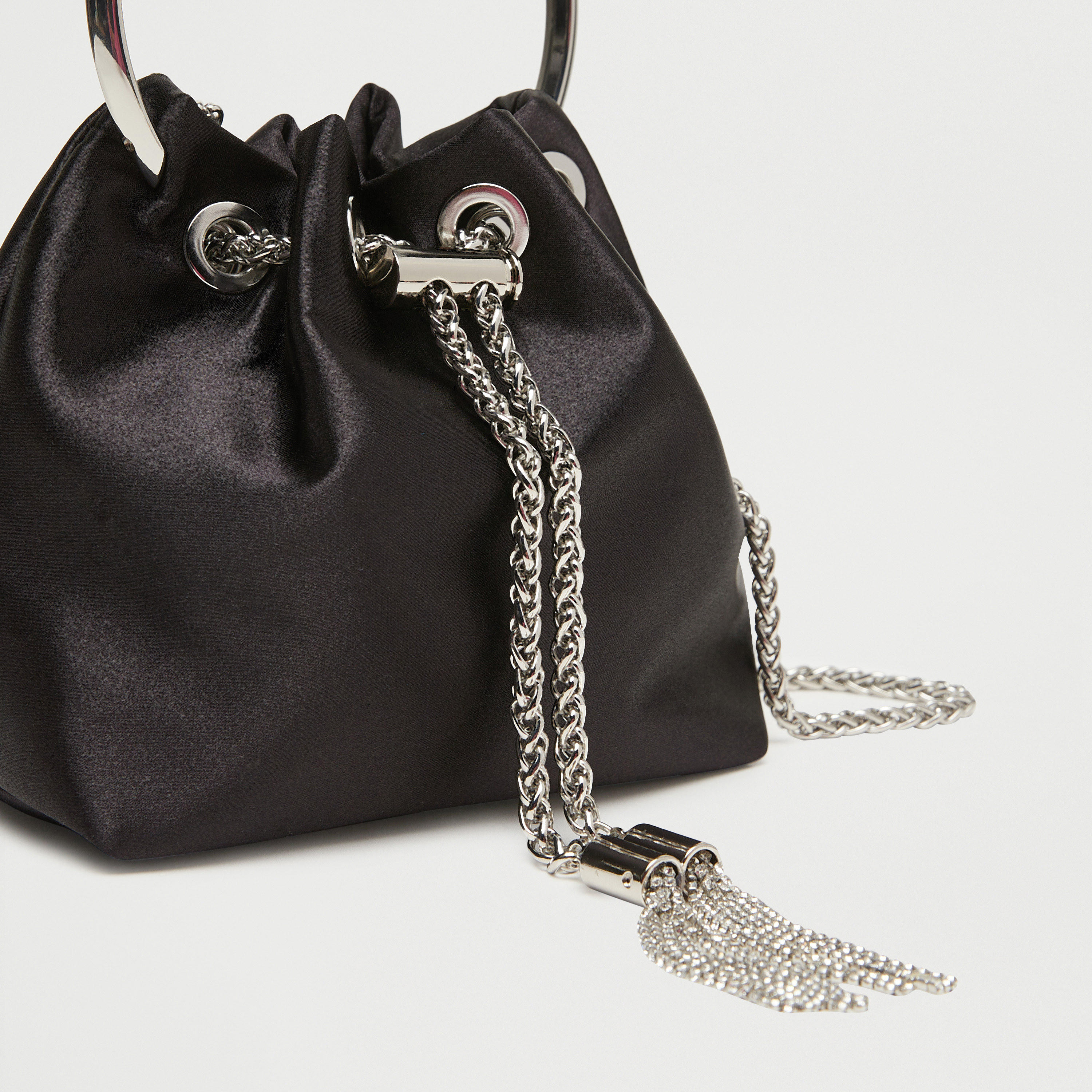 Solid Bucket Bag with Drawstring Chain Link Strap and Ring Handle-women-bagsandwallets-handbags-image-13