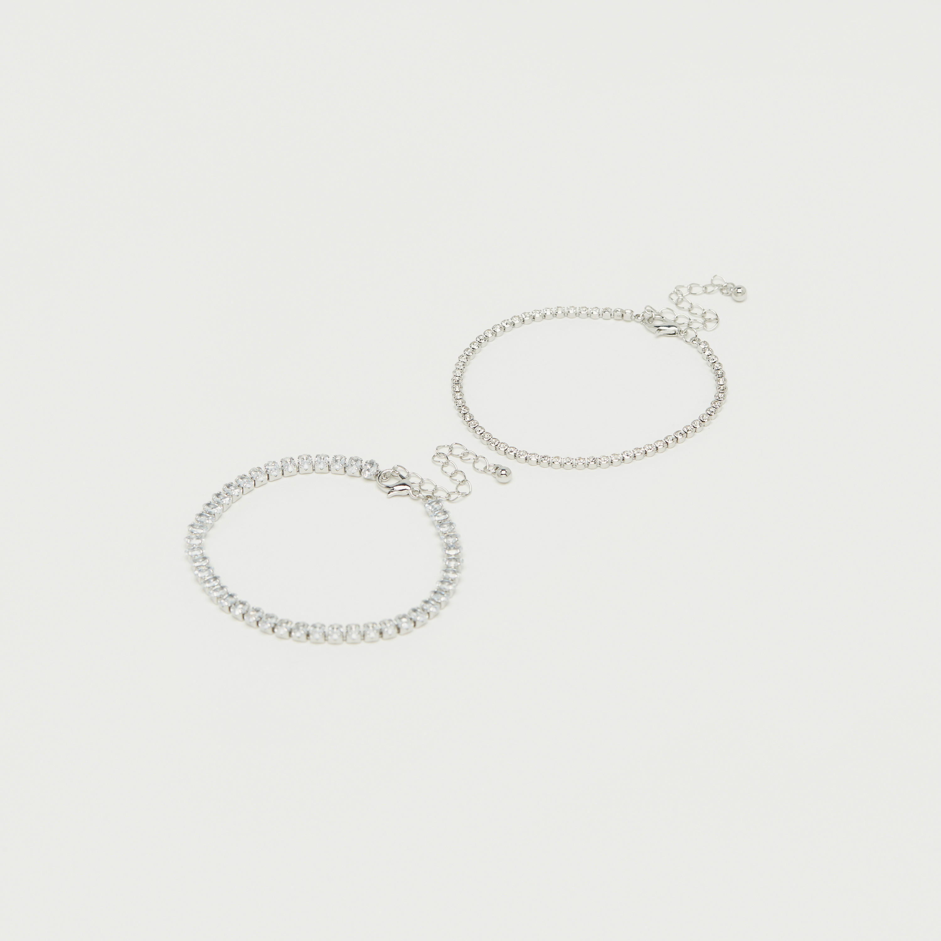 أساور مزيّنة - طقم من قطعتين-women-watchesandjewellery-jewellery-banglesandbracelets-image-3