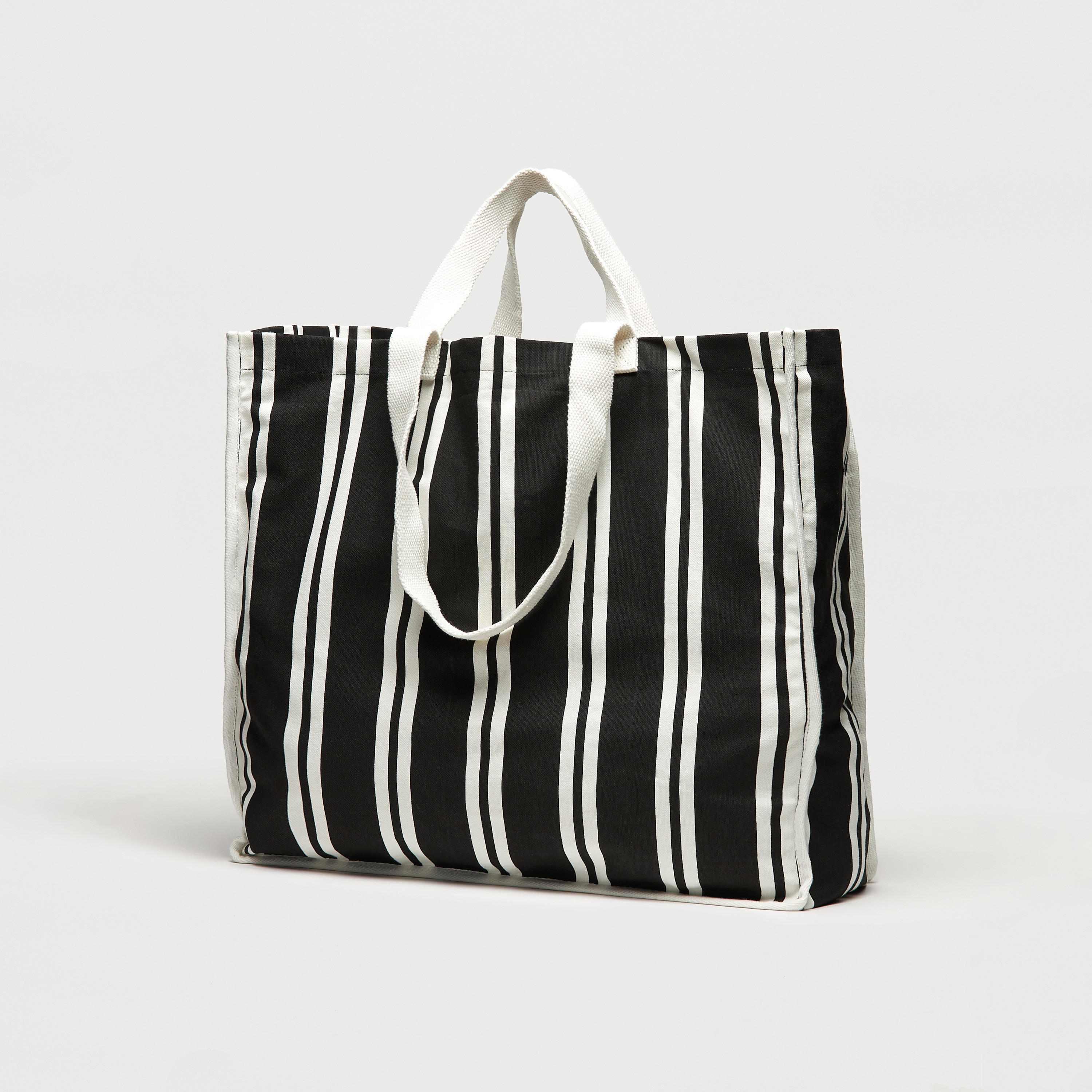 شنطة تسوق مخطّطة بمقابض مزدوجة-women-bagsandwallets-handbags-image-3