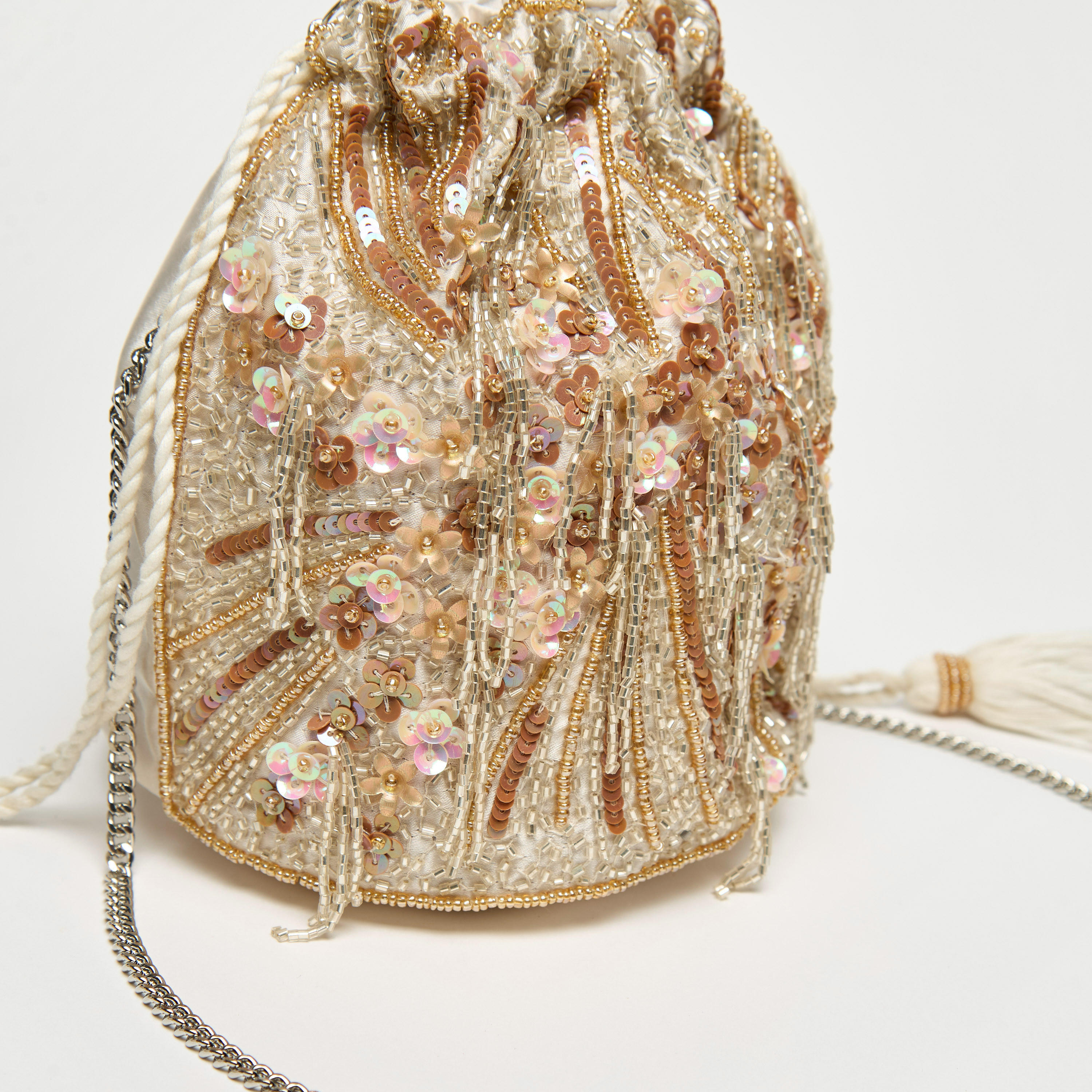 شنطة دلو مزيّنة بحزام سلسلة ورباط إغلاق-women-bagsandwallets-handbags-image-3