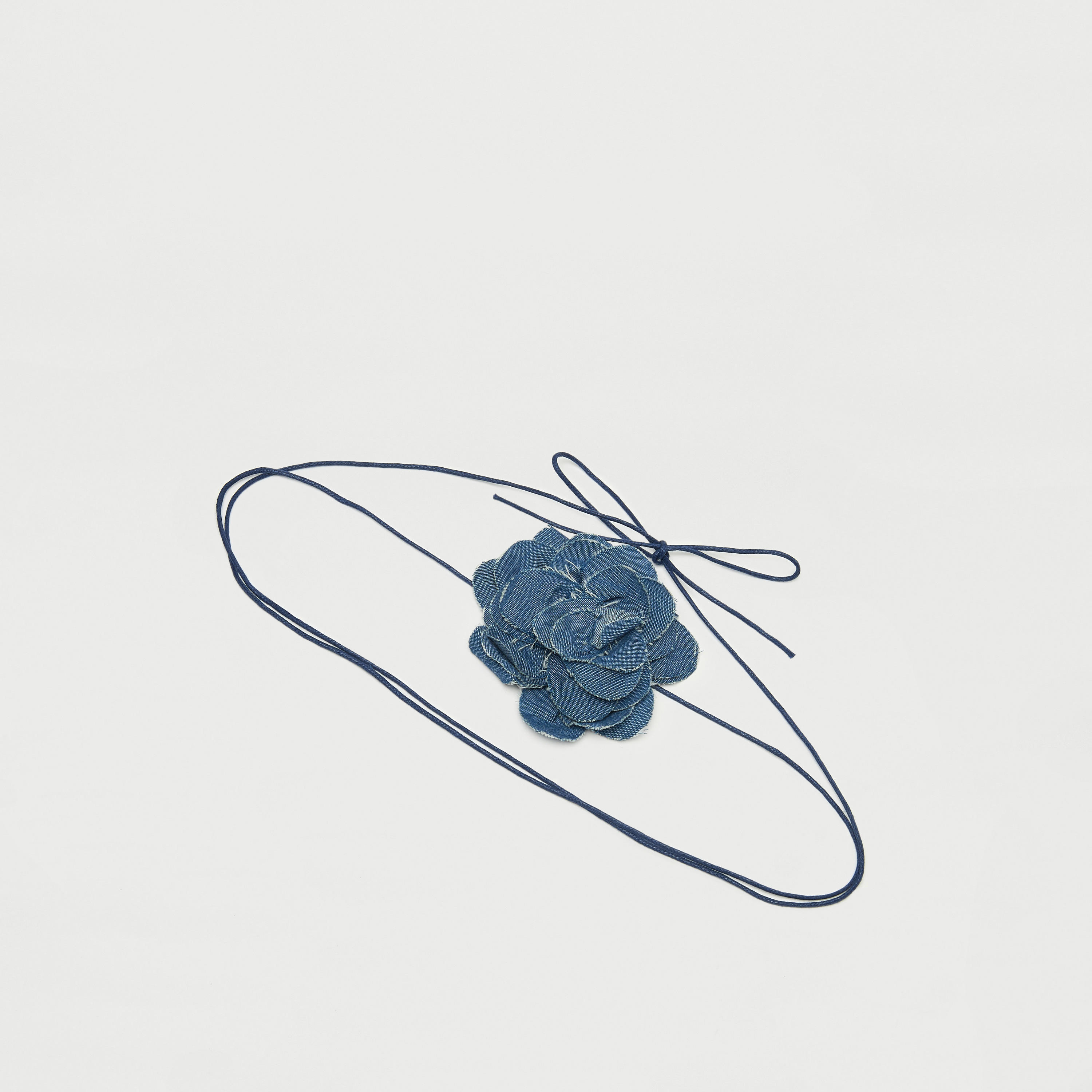 Flower Applique Choker Necklace with Tie-Ups-women-watchesandjewellery-jewellery-necklacesandpendants-image-1