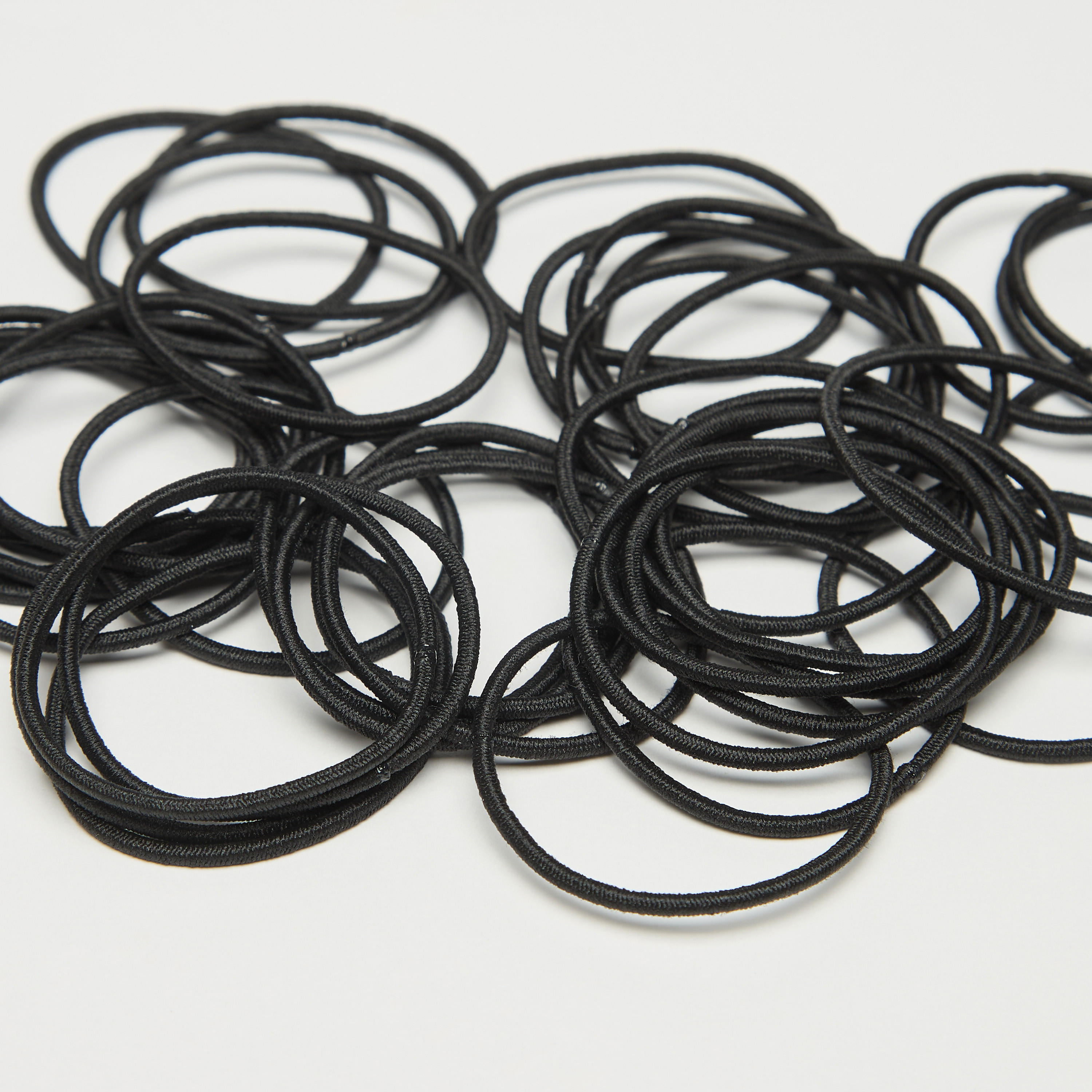 ربطات شعر مطاطية سادة - طقم من 40 قطعة-women-hairaccessories-image-1
