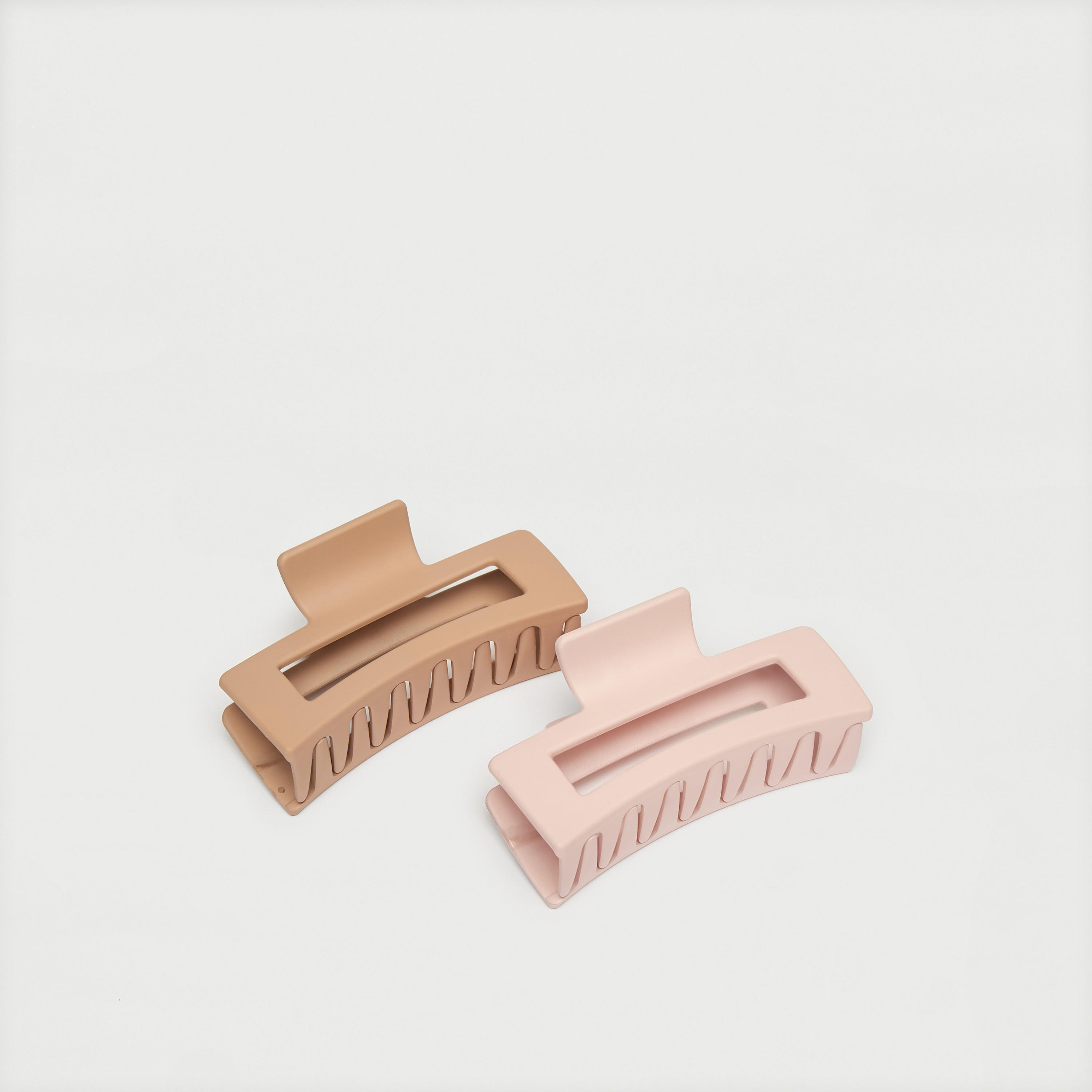 مشابك شعر من جلو - طقم من قطعتين-women-hairaccessories-clamps-image-1