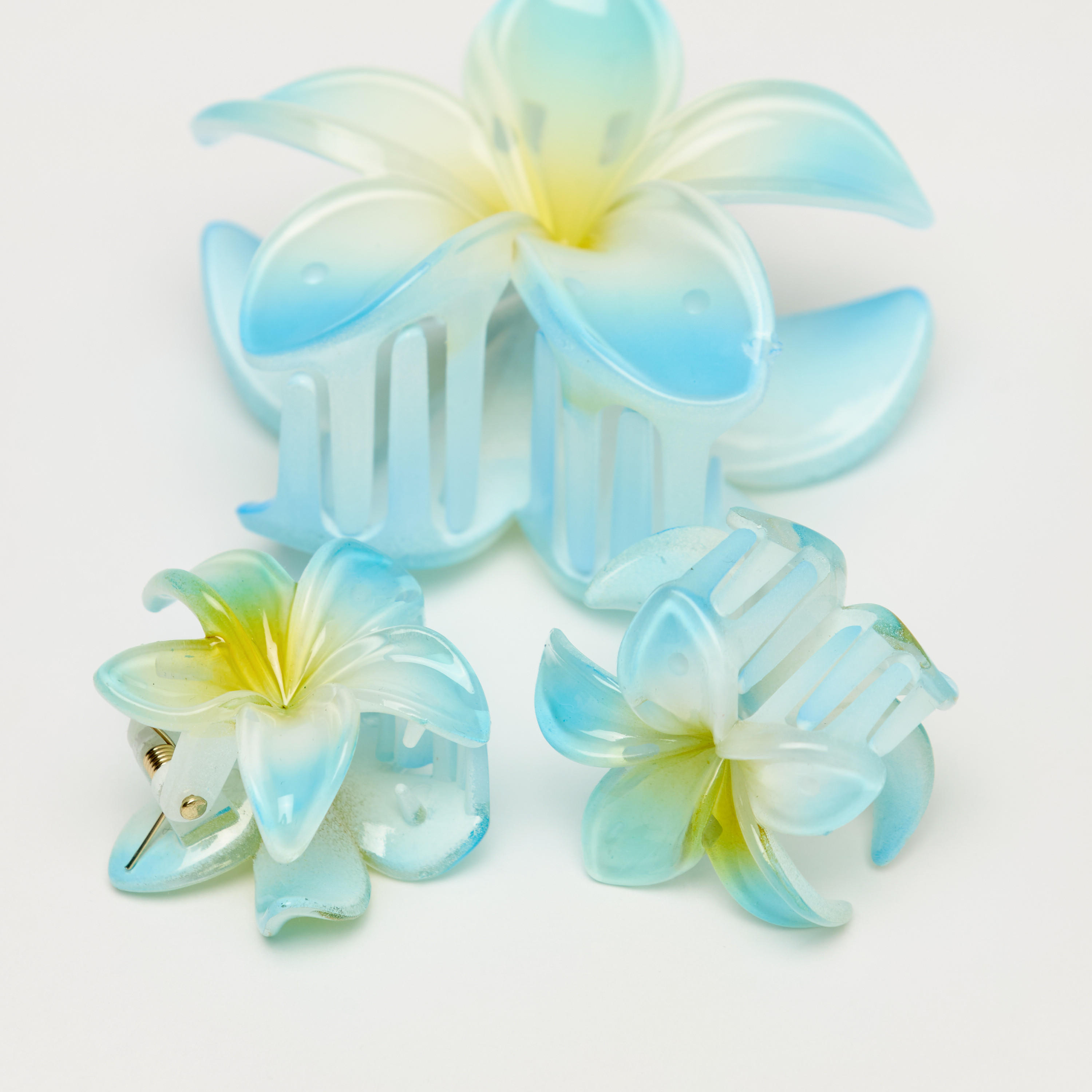 مشبك شعر بتصميم زهري من جلو - طقم من 3 قطع-women-hairaccessories-clamps-image-4