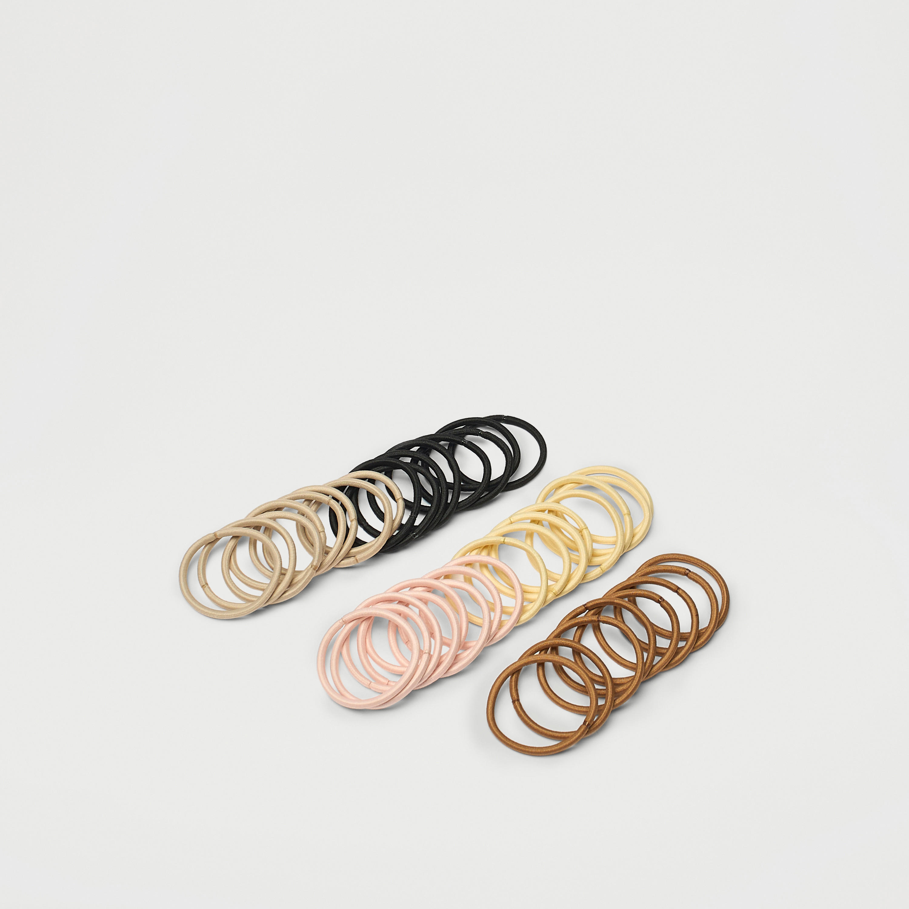 ربطات شعر مطّاطيّة سادة من جلوو - طقم من 40 قطعة-women-hairaccessories-scrunchies-image-2