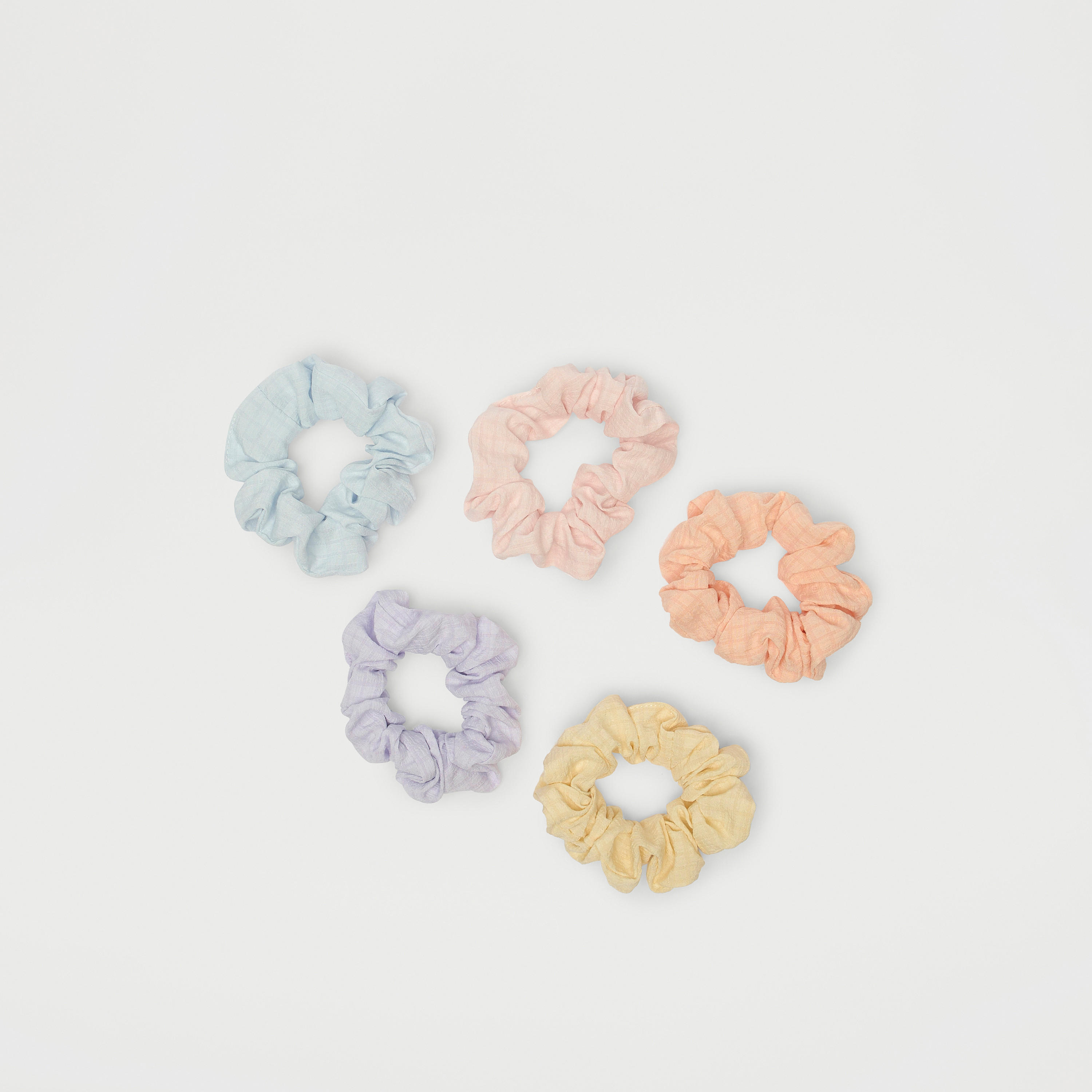 ربطات شعر سكرانشي مطاطية بارزة الملمس من جلوو - مجموعة 5 قطع-women-hairaccessories-scrunchies-image-2