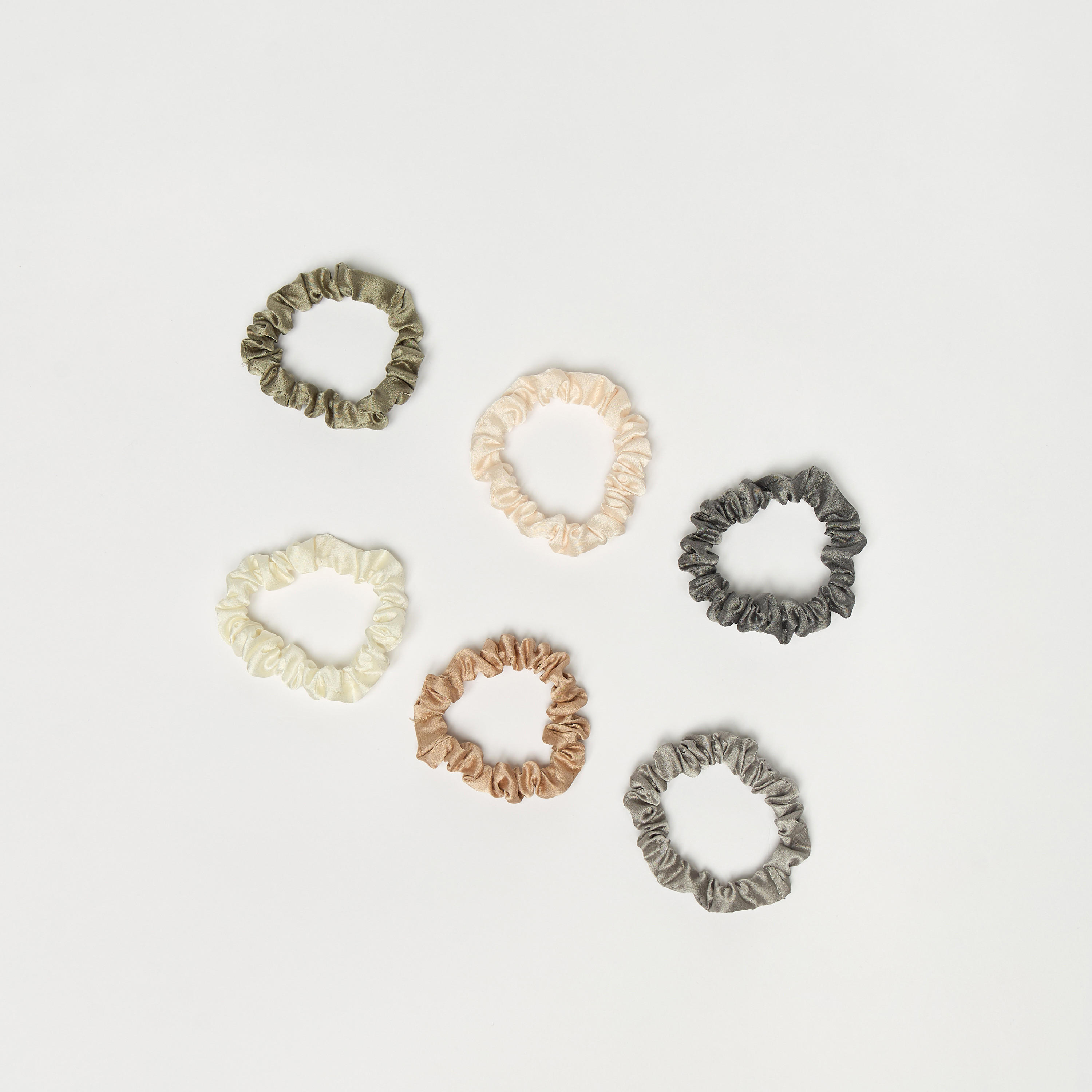 ربطات شعر مطاطية من جلو - طقم 6 قطع-women-hairaccessories-scrunchies-image-2