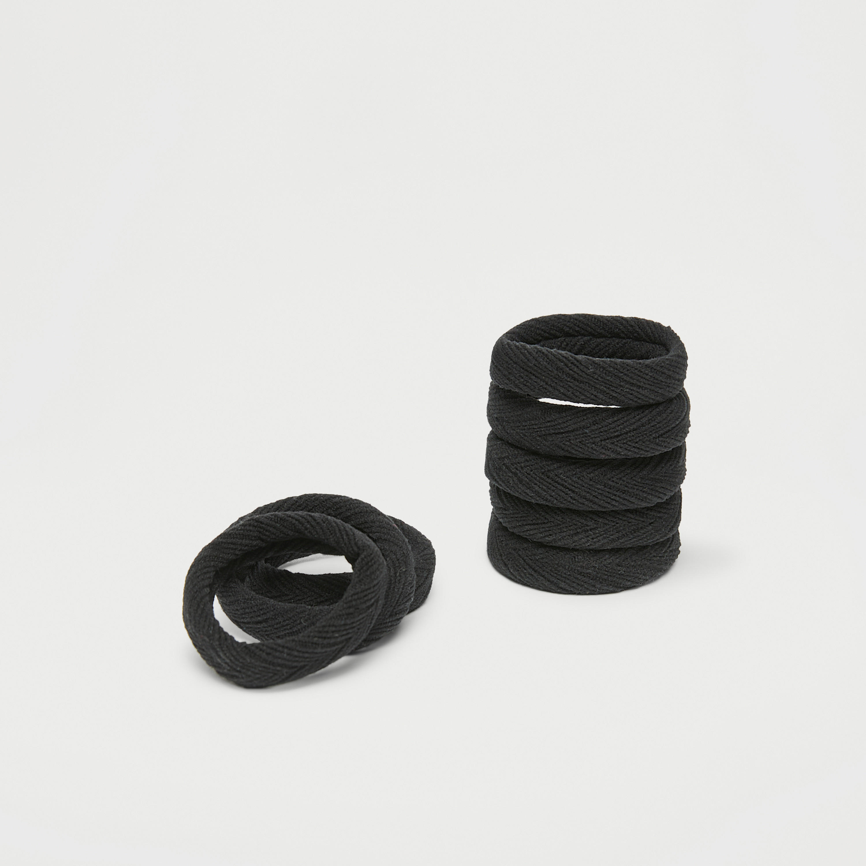 ربطات شعر مطّاطيّة سادة من جلوو - طقم 8 قطع-women-hairaccessories-scrunchies-image-2