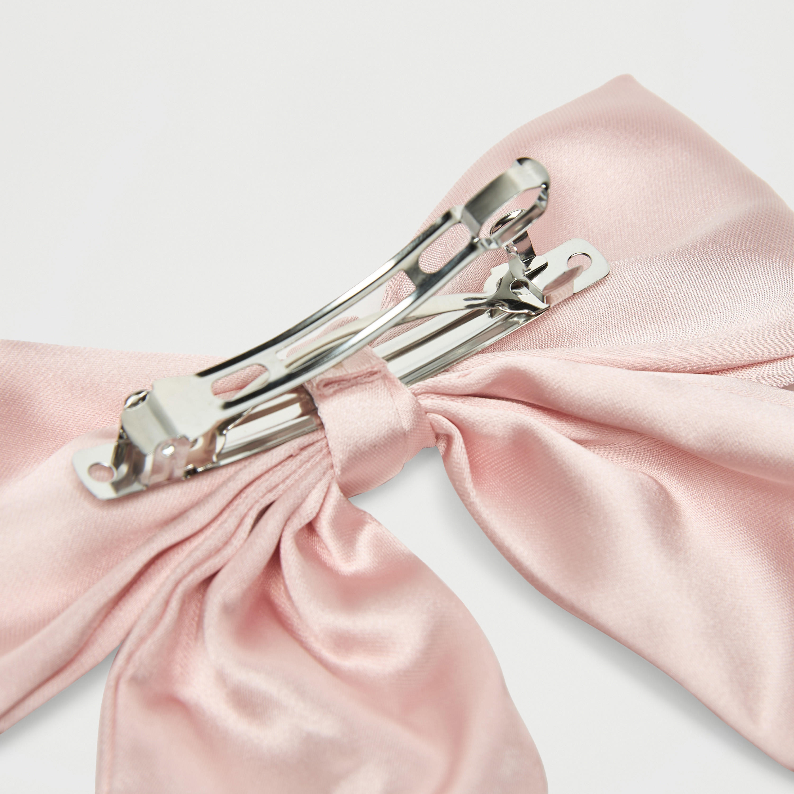 مشبك شعر باريت بزينة فيونكة من جلو-women-hairaccessories-clips-image-3