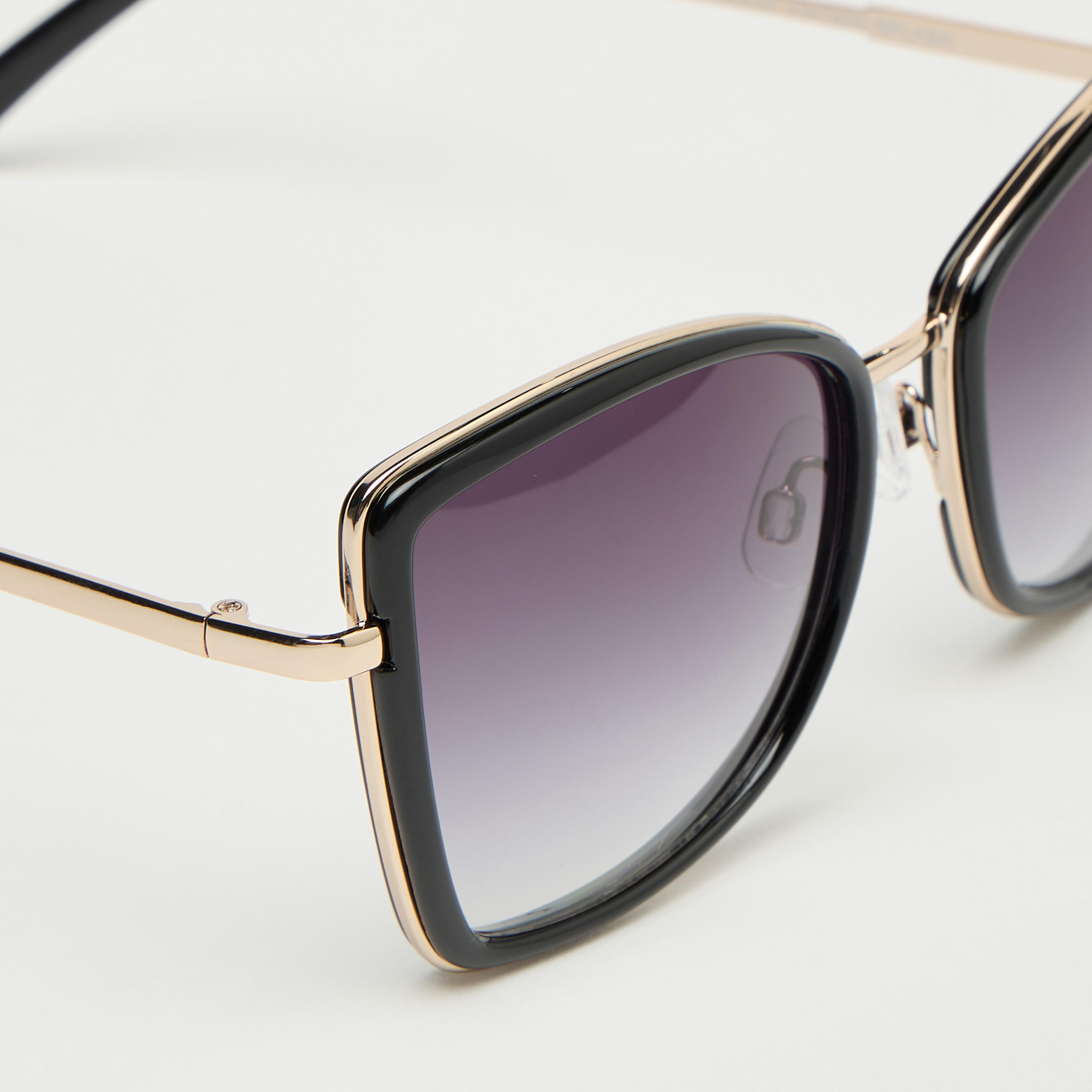 نظارة شمسية بعدسات ملونة وإطار كامل ووسادات أنف-women-sunglasses-image-4