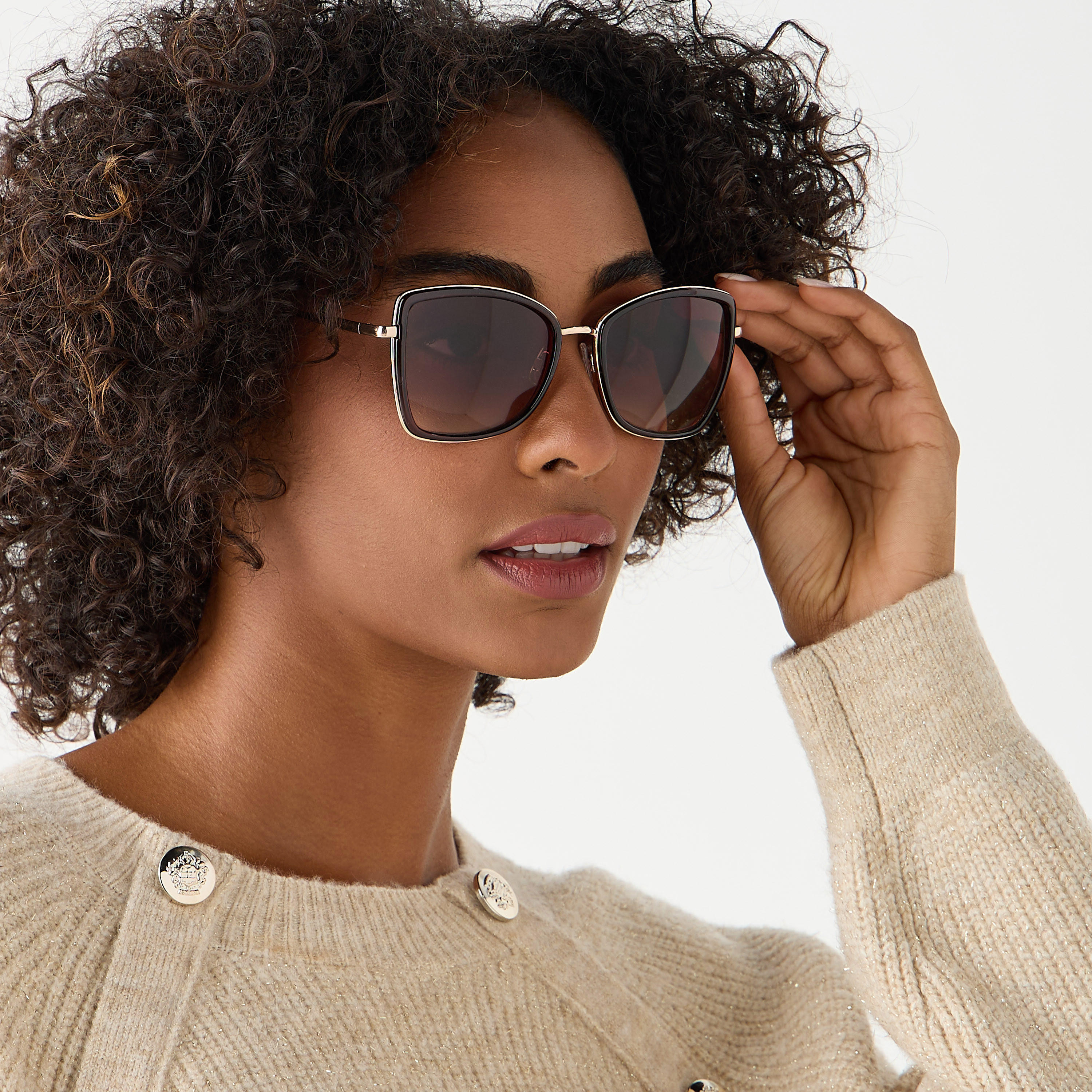 نظّارة شمسية ملونة بإطار كامل ووسادات أنف-women-sunglasses-image-2