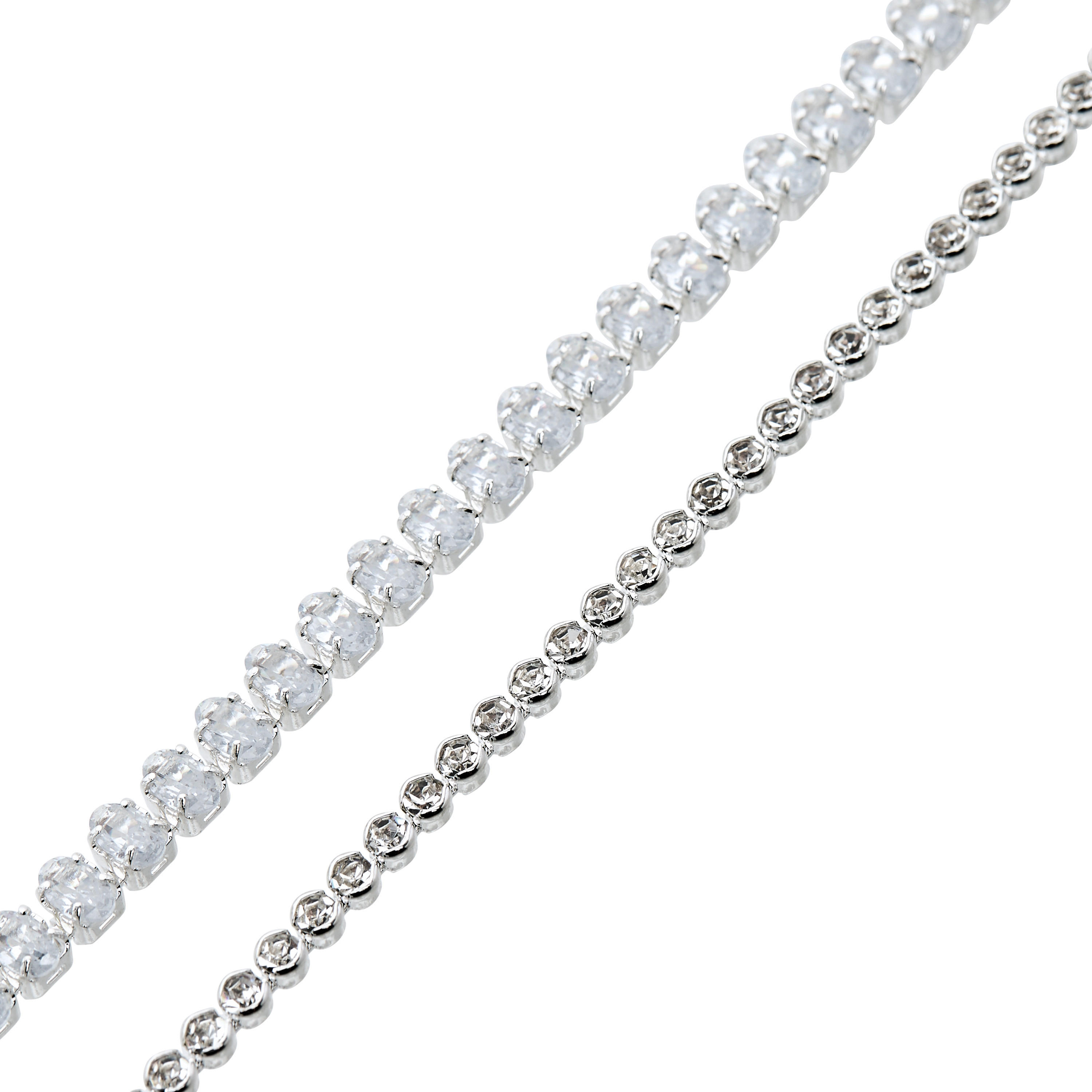 سوار مزين بمشبك إغلاق من جلوو - طقم من 2-women-watchesandjewellery-jewellery-banglesandbracelets-image-6