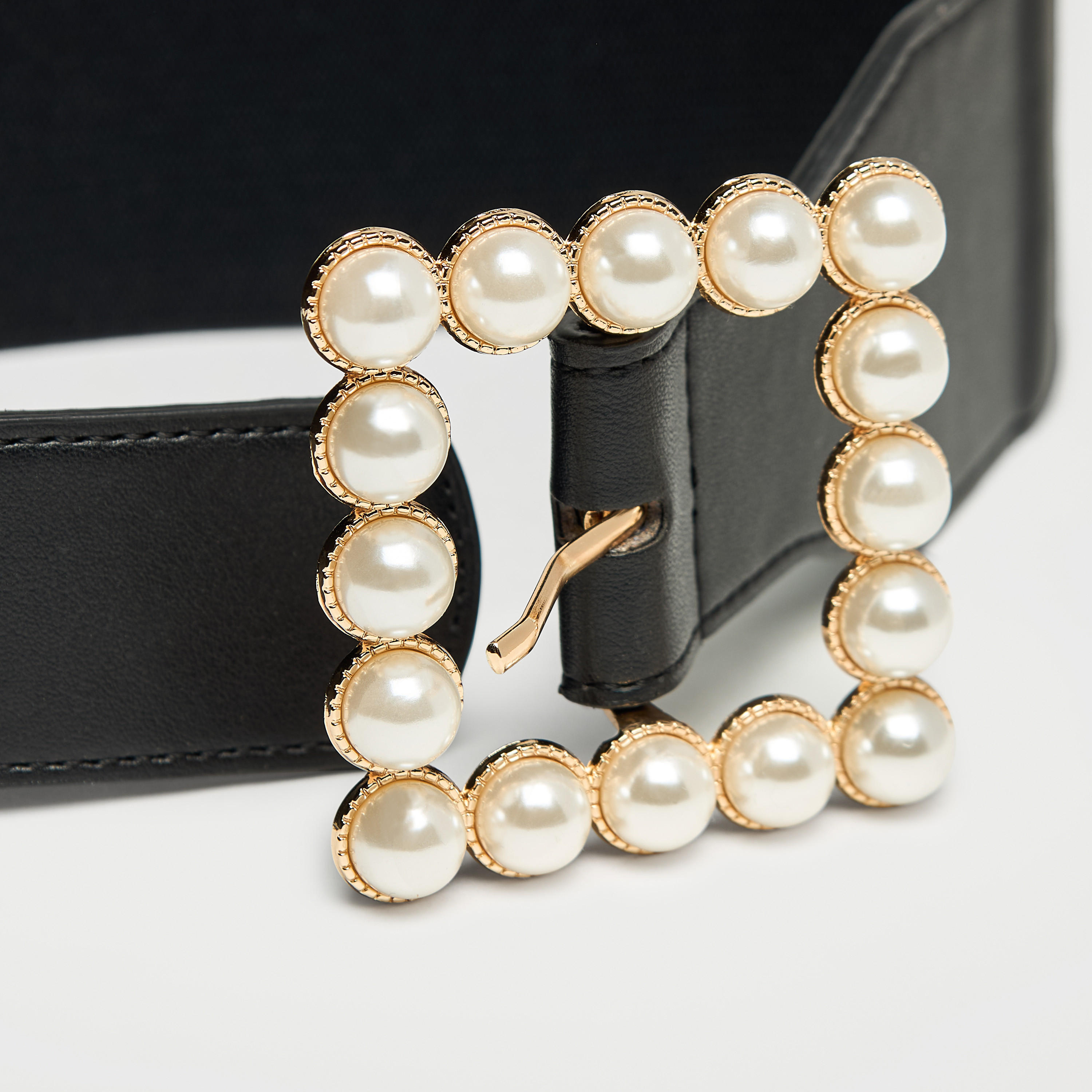 Elasticated Belt with Pin Buckle Closure-women-clothingaccessories-belts-image-4