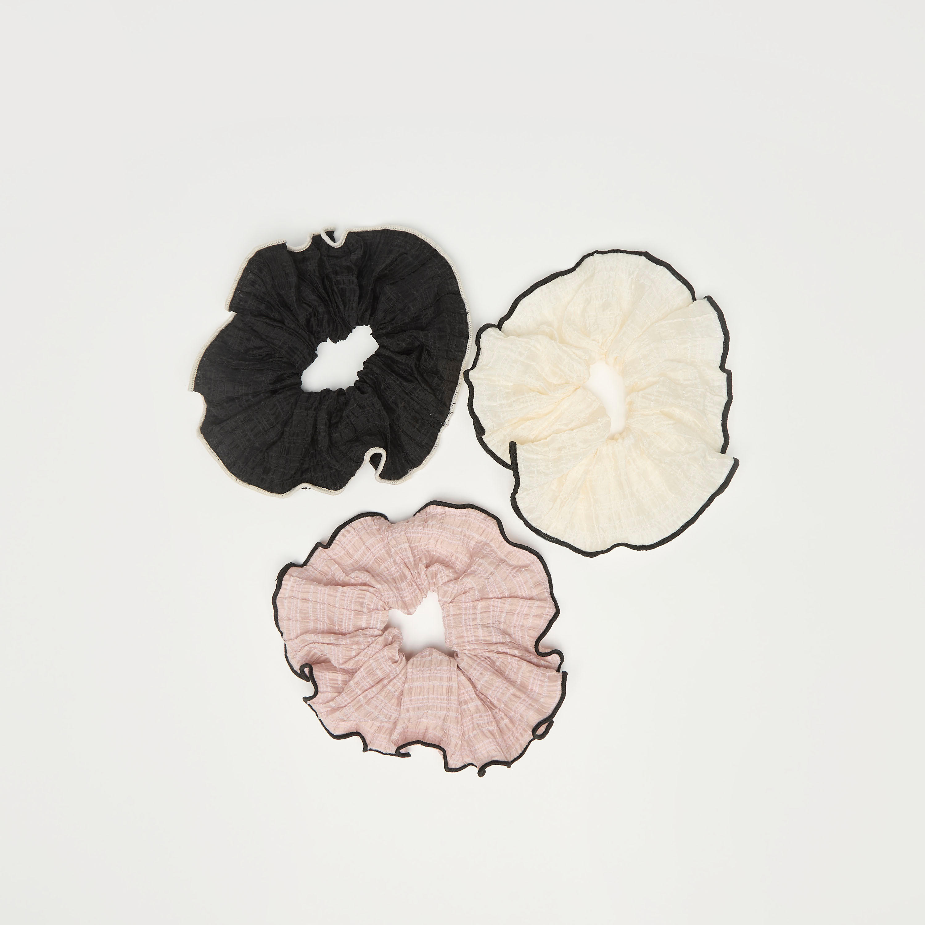 ربطات شعر بارزة الملمس - طقم 3 قطع-women-hairaccessories-image-3
