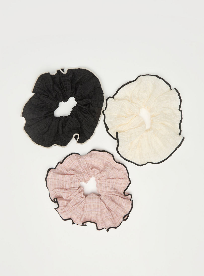 ربطات شعر بارزة الملمس - طقم 3 قطع-women-hairaccessories-image-3