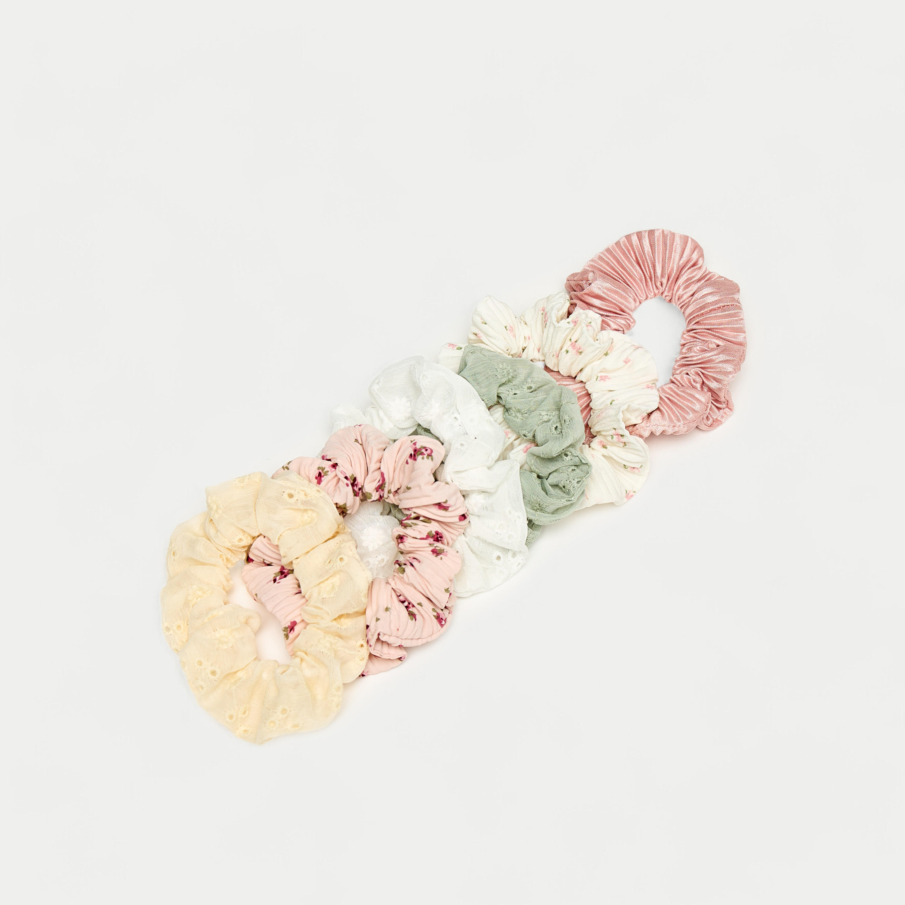 ربطات شعر بارزة الملمس - طقم 6 قطع-women-hairaccessories-image-4