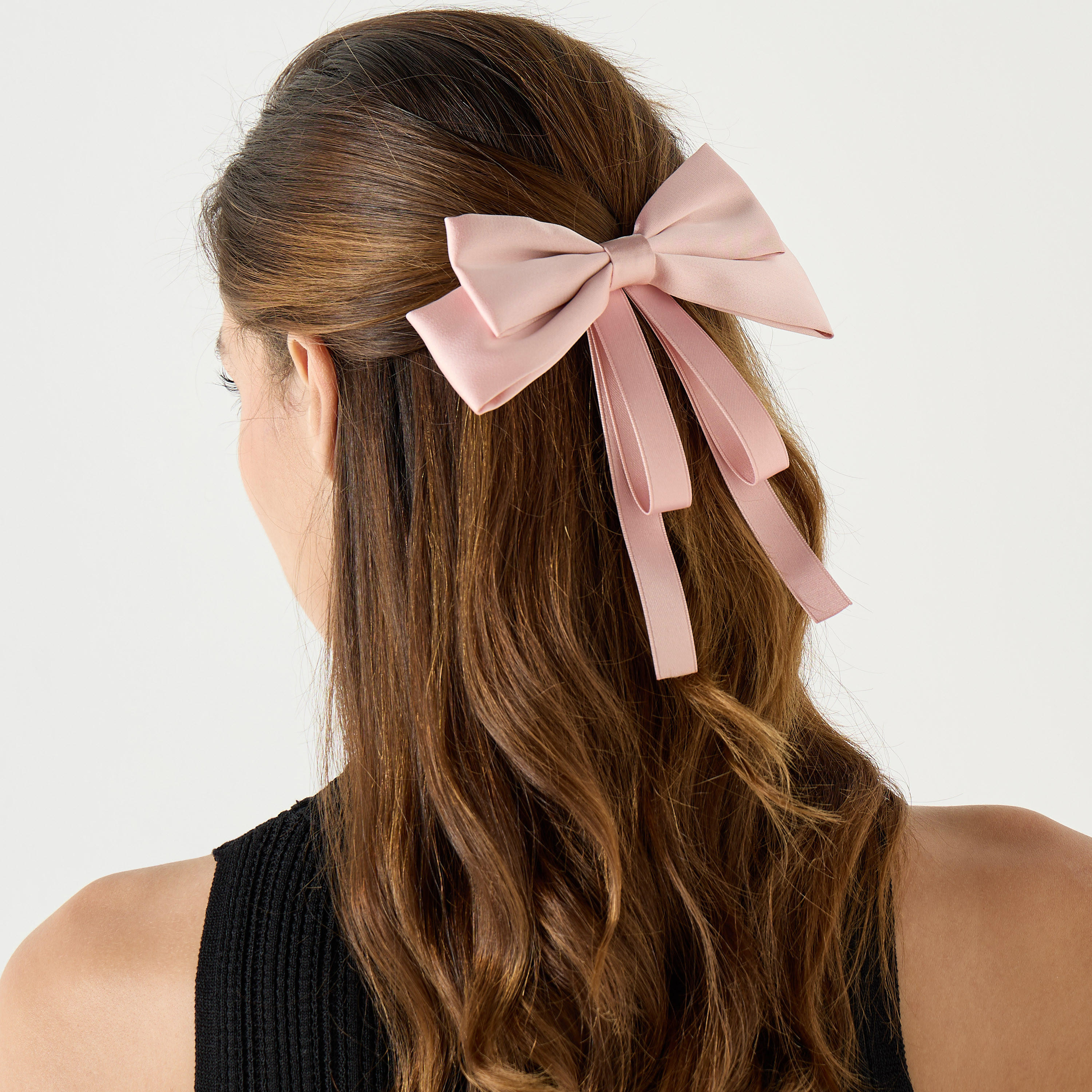مشبك شعر بتصميم فيونكة-women-hairaccessories-clips-image-2