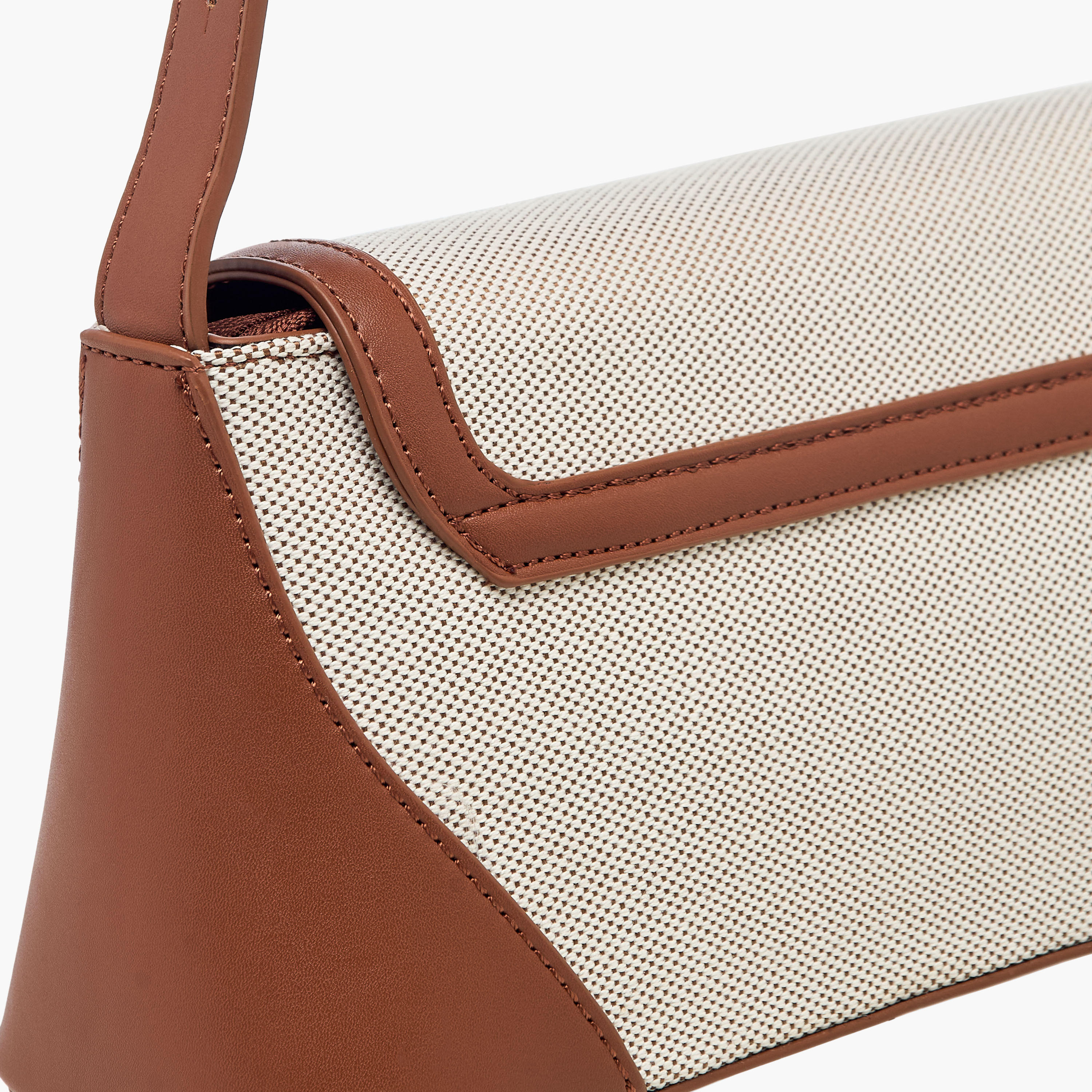 شنطة كتف بارزة الملمس بطية إغلاق ومقبض قابل للتعديل-women-bagsandwallets-backpacks-image-3