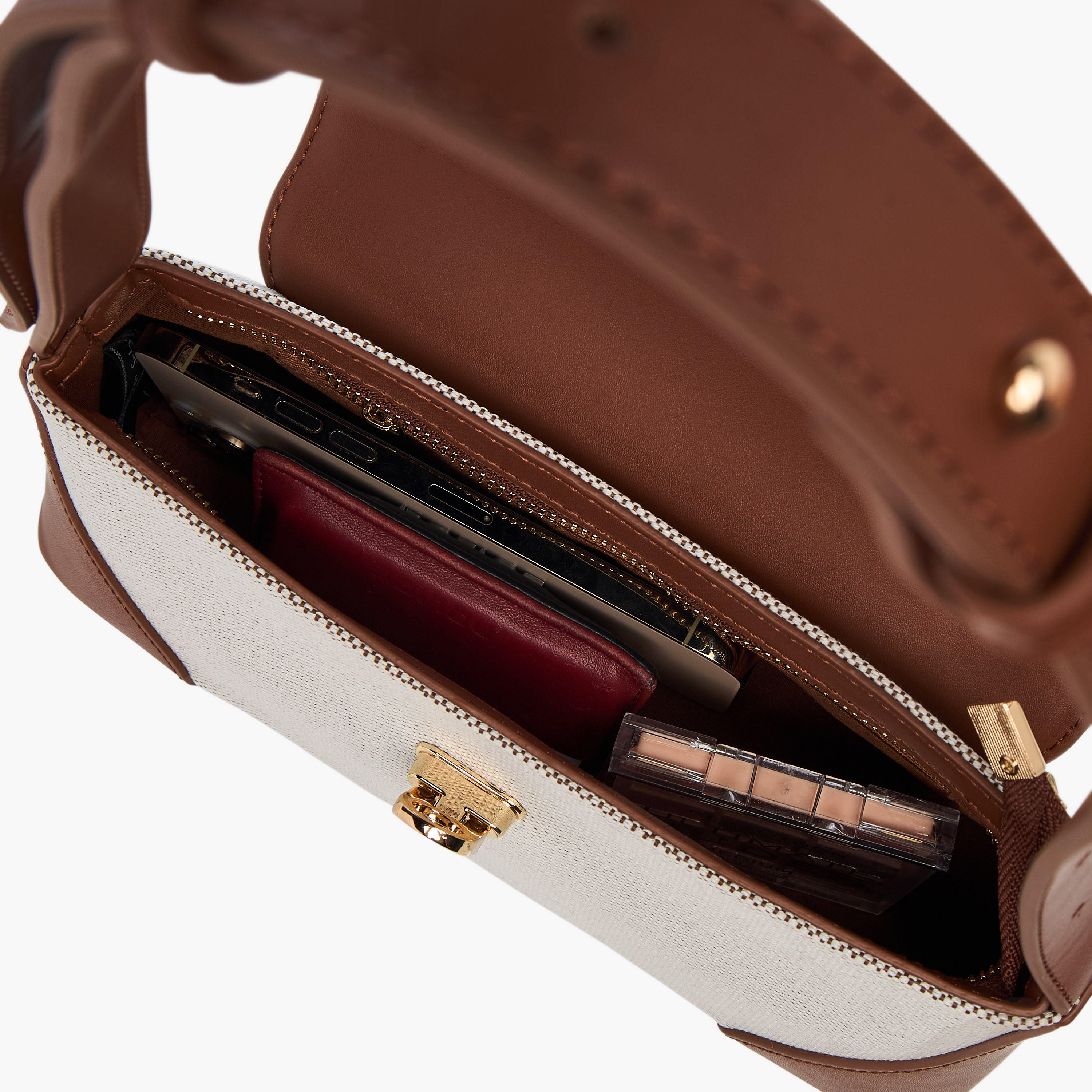 شنطة كتف بارزة الملمس بطية إغلاق ومقبض قابل للتعديل-women-bagsandwallets-backpacks-image-1