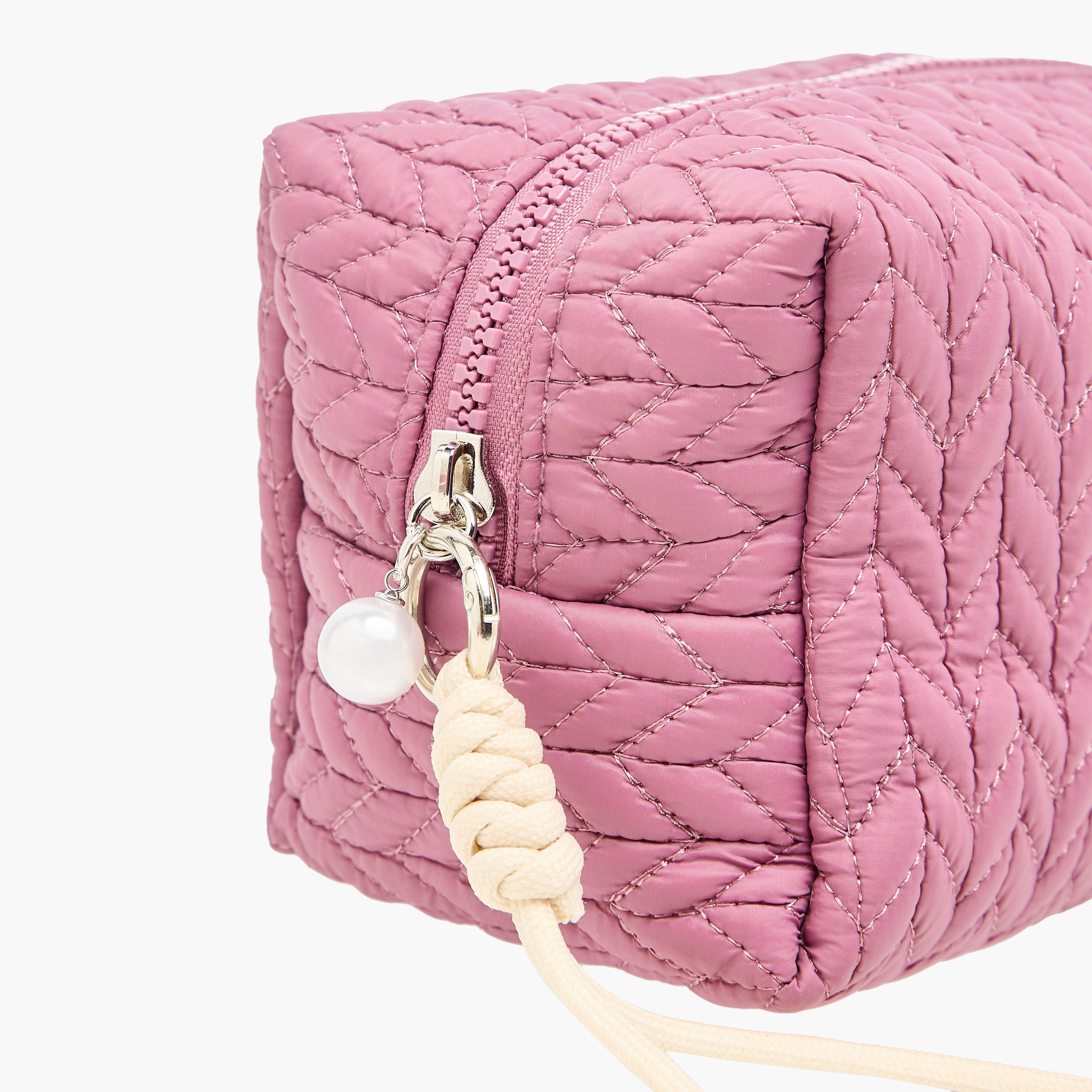 شنطة مكياج مبطنة بسحّاب إغلاق-women-bagsandwallets-handbags-image-4