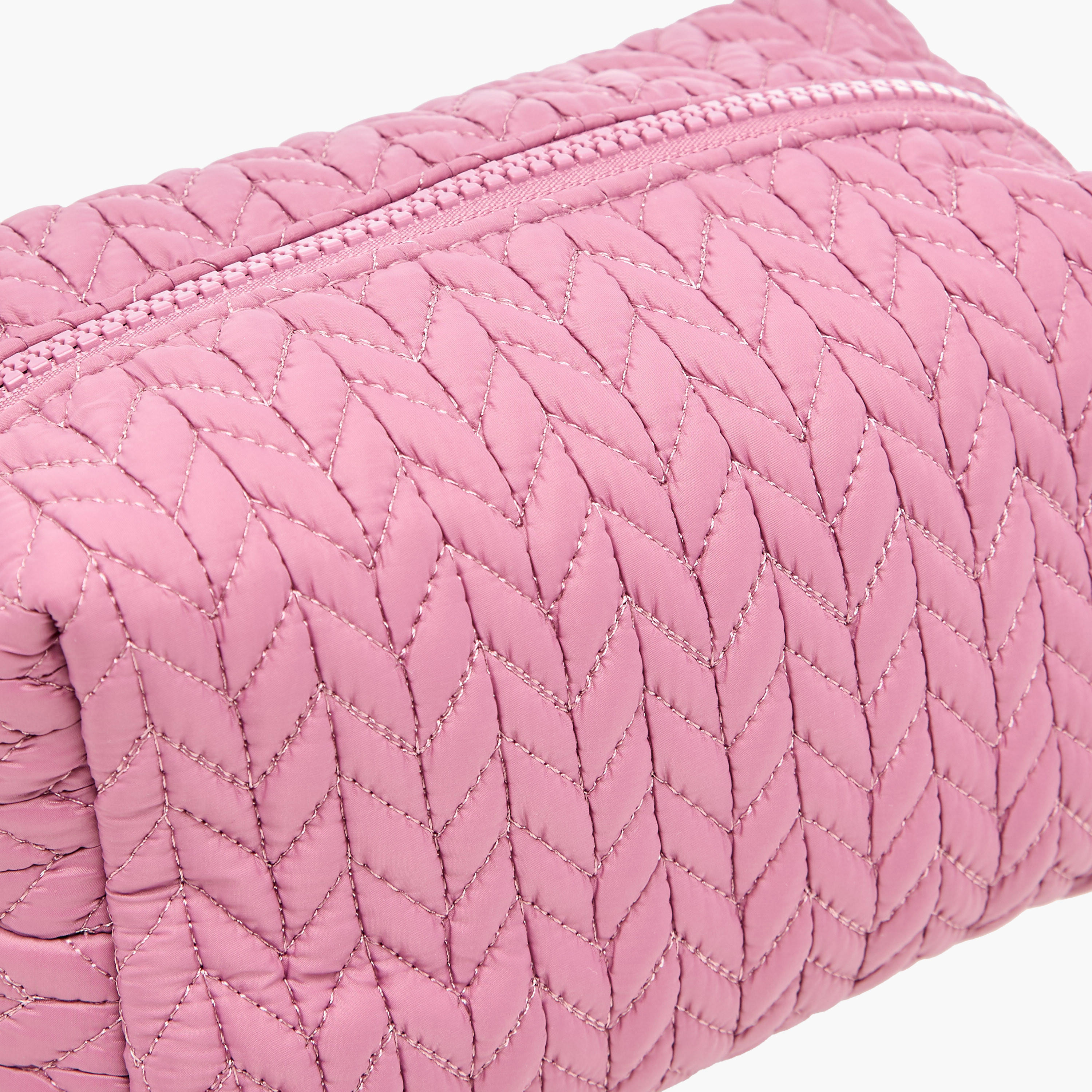 شنطة مكياج مبطنة بسحّاب إغلاق-women-bagsandwallets-handbags-image-5