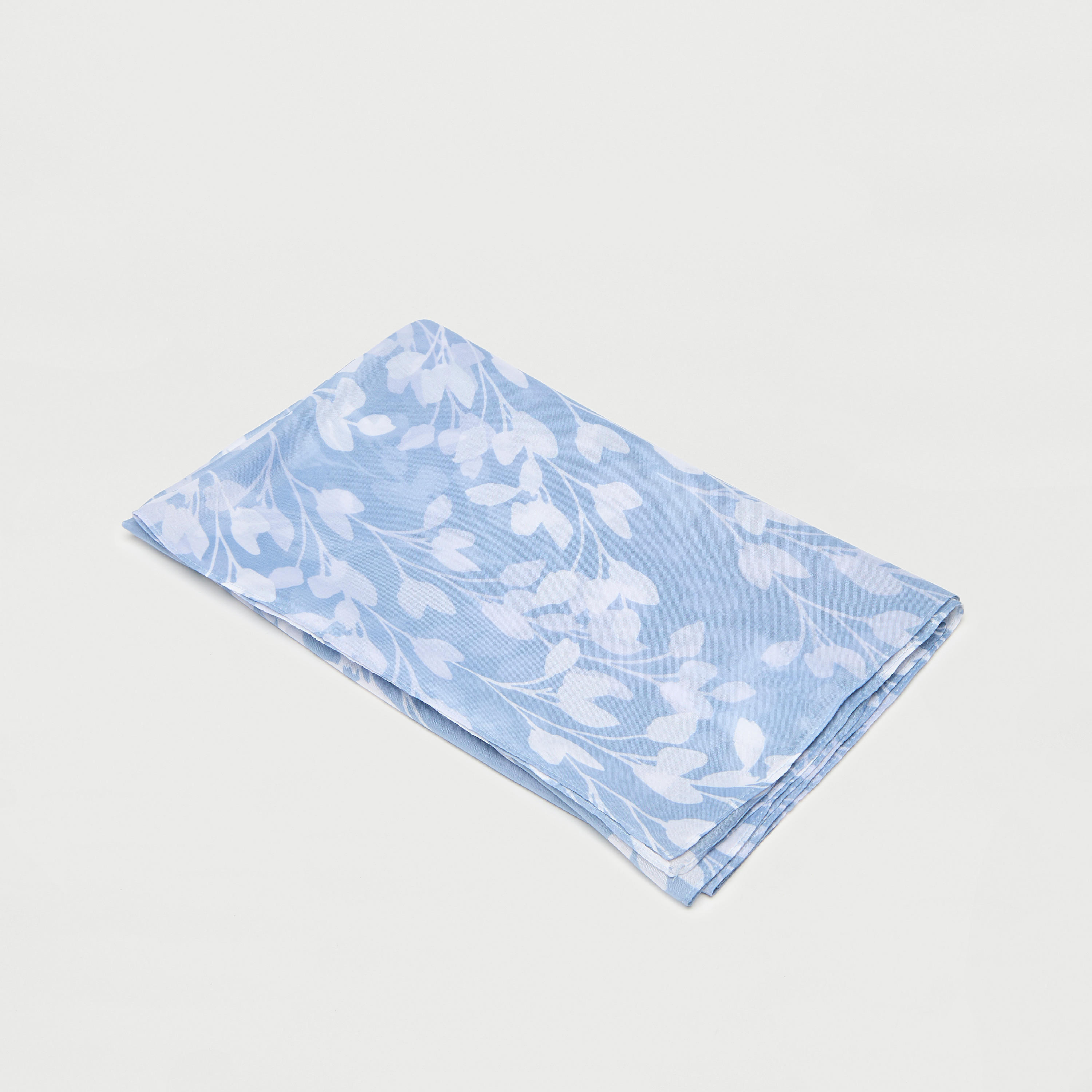 وشاح بطبعات أزهار-women-clothingaccessories-scarves-image-3