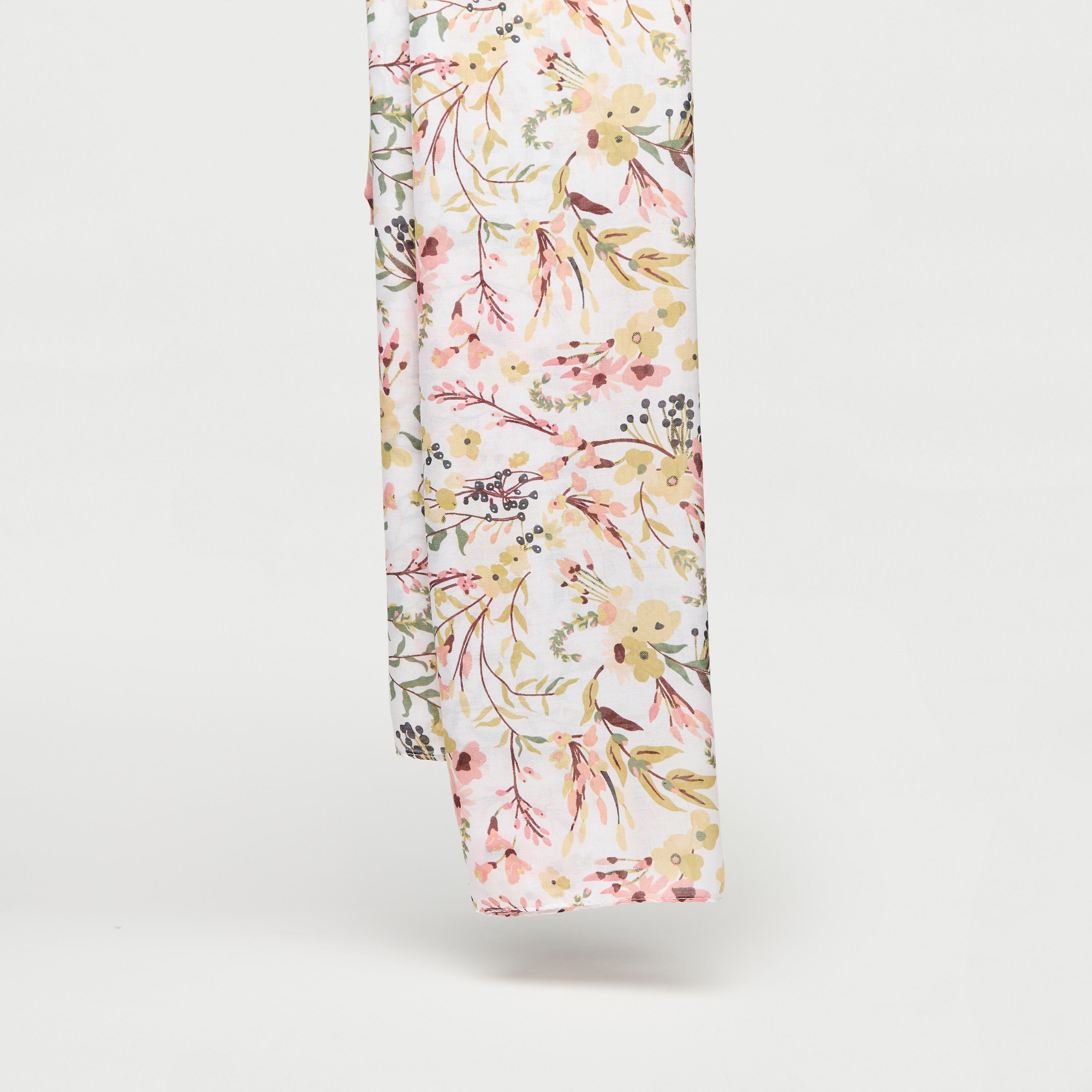 وشاح بطبعات أزهار-women-clothingaccessories-scarves-image-3