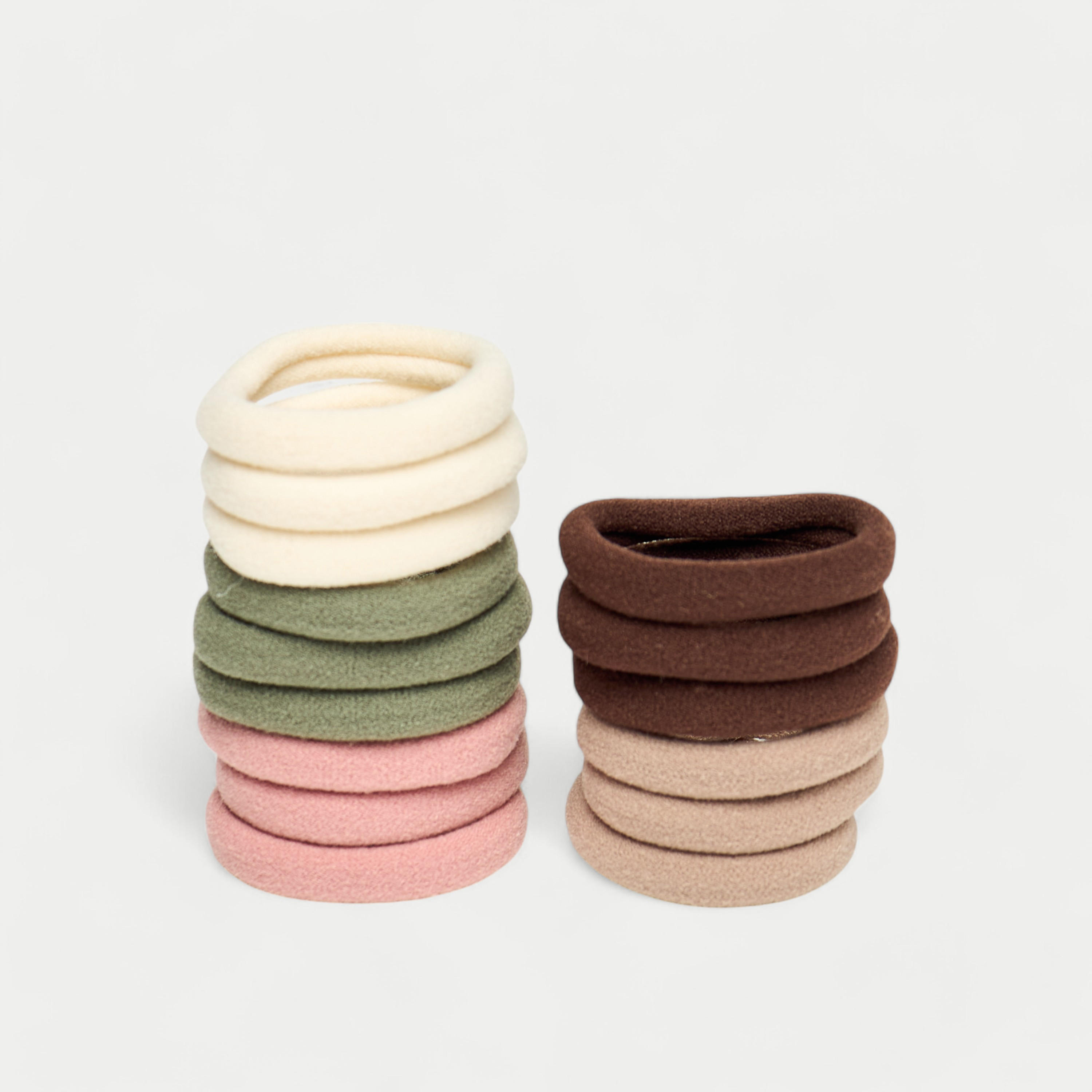 طقم ربطة شعر من 15 قطعة-women-hairaccessories-scrunchies-image-1
