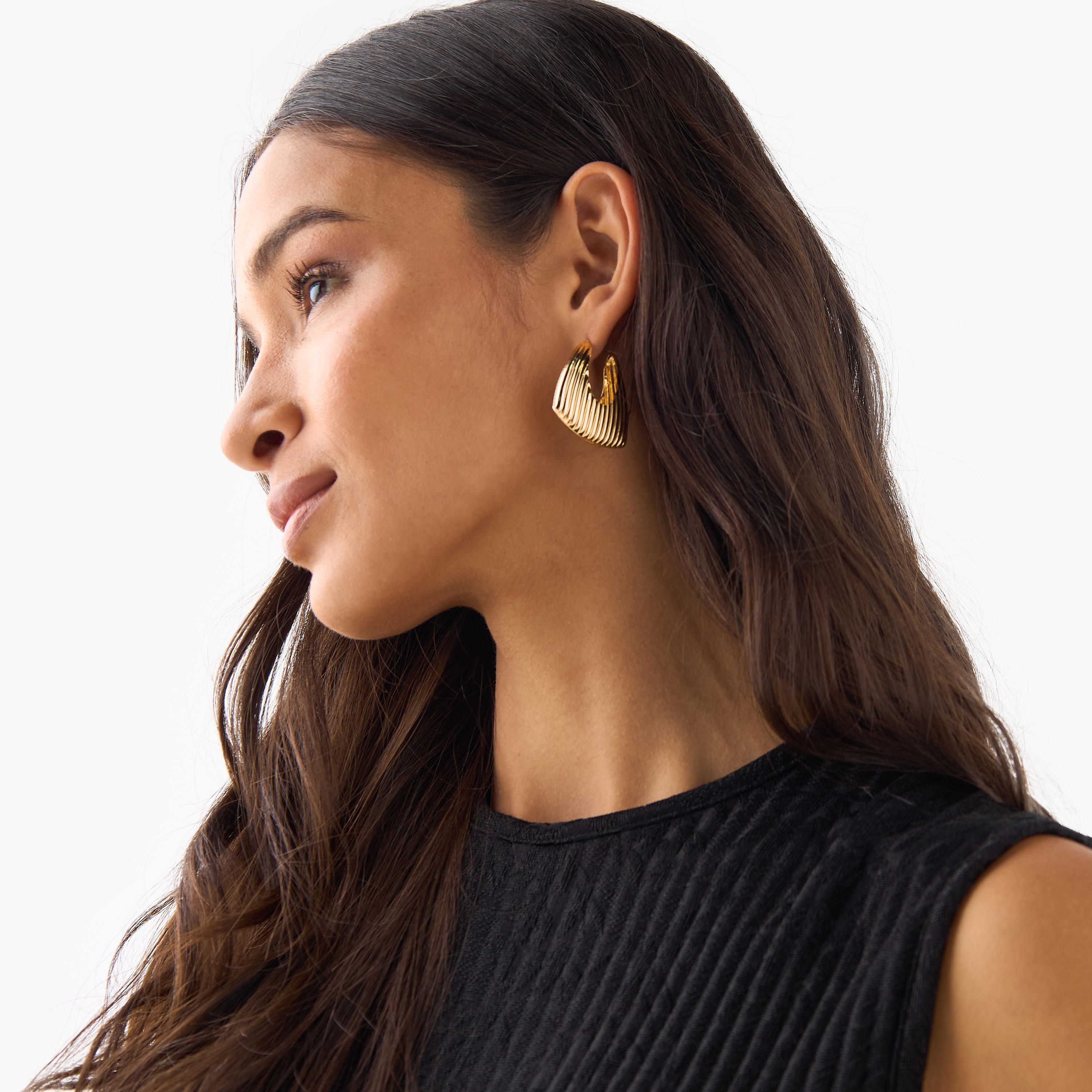 Metallic Earring with Pushback Closure-women-watchesandjewellery-jewellery-earrings-image-2