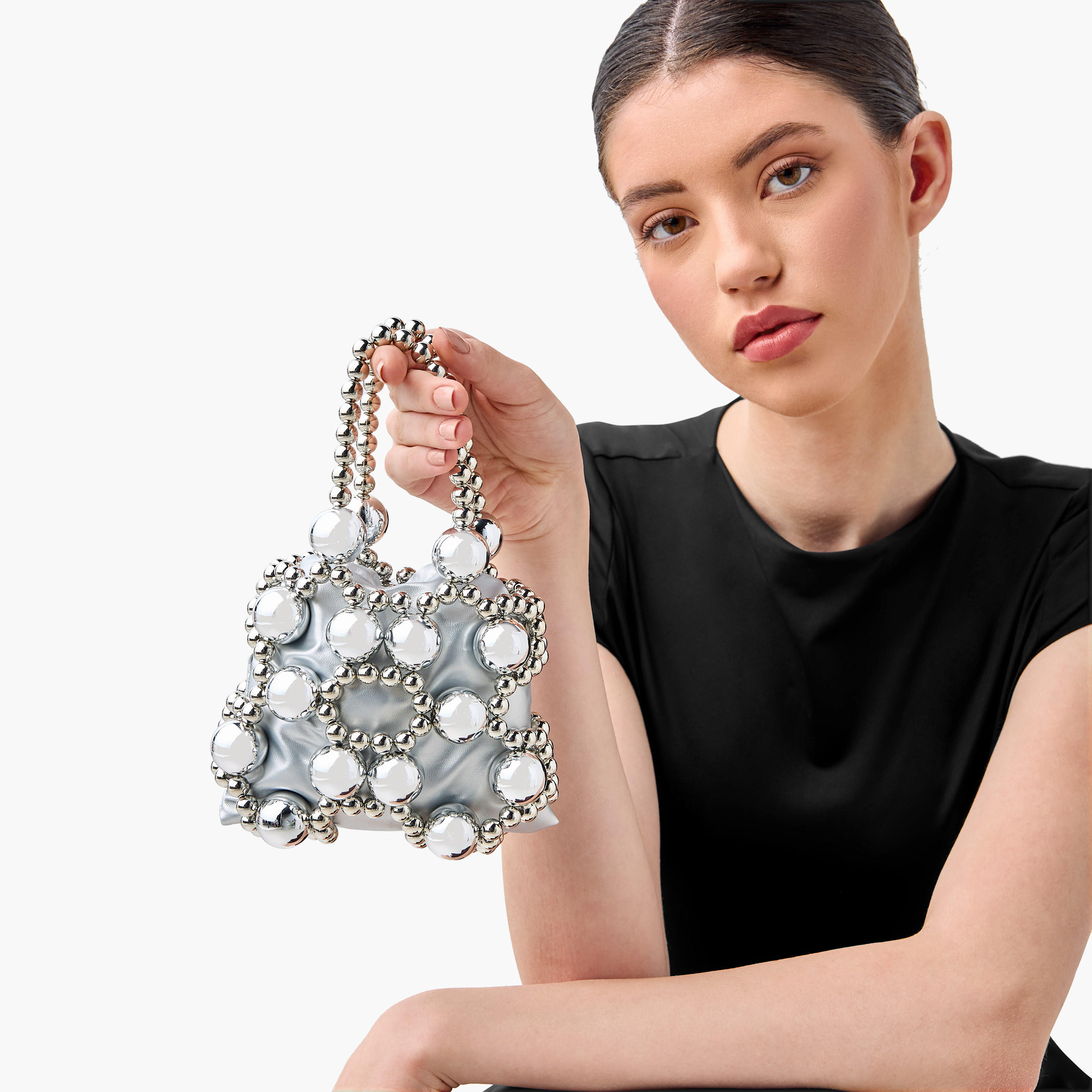 شنطة مزيّنة بمقبض-women-bagsandwallets-handbags-image-2
