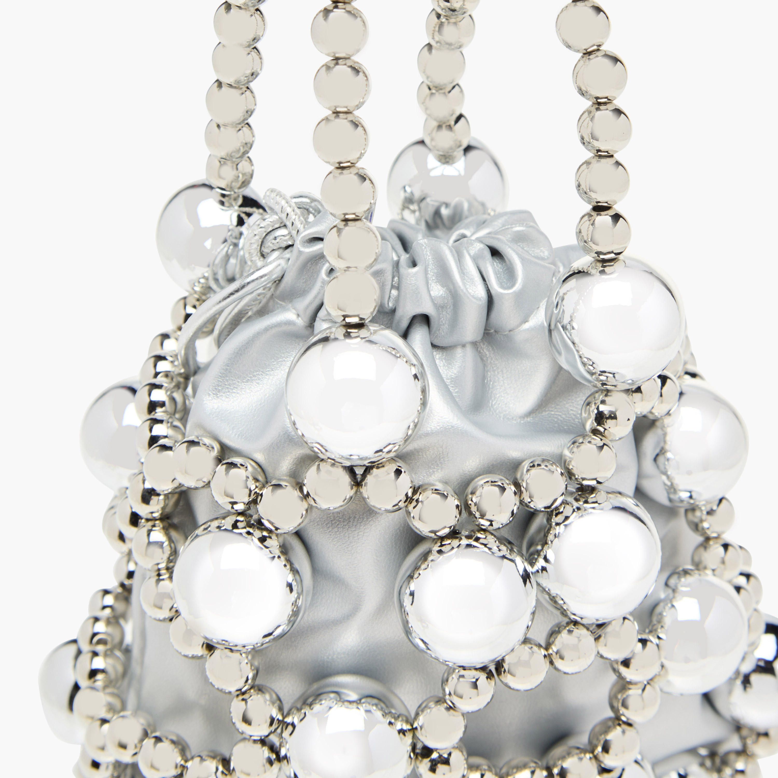 شنطة مزيّنة بمقبض-women-bagsandwallets-handbags-image-5