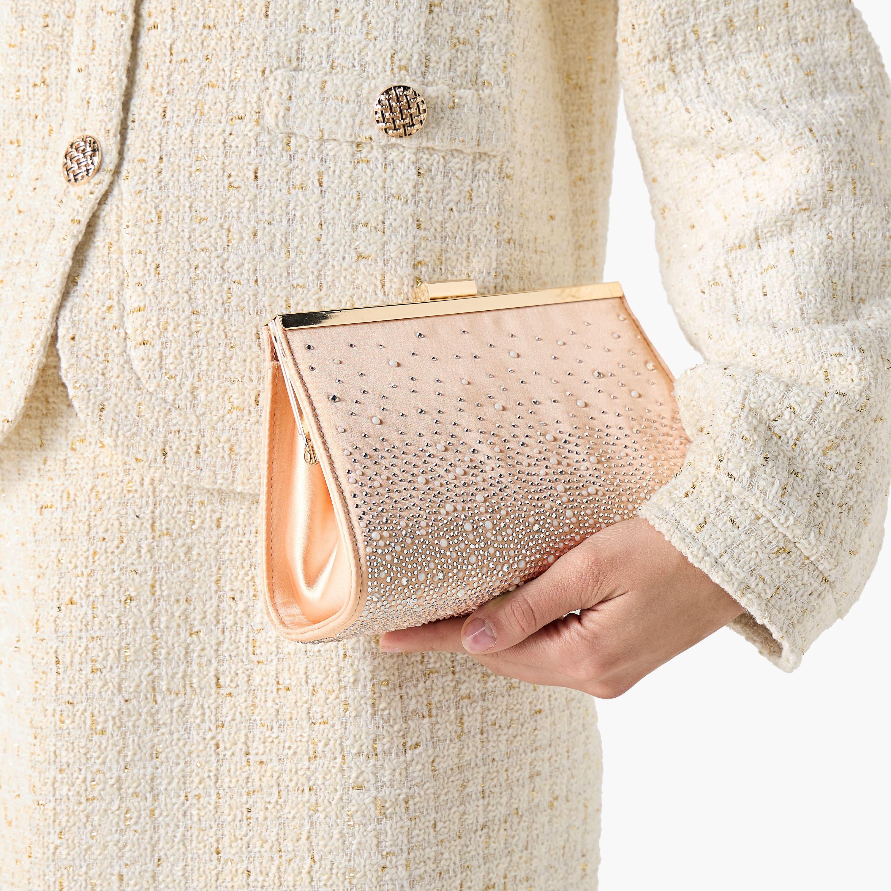 شنطة كلاتش مزينة بحزام سلسلة وقفل-women-bagsandwallets-handbags-image-7