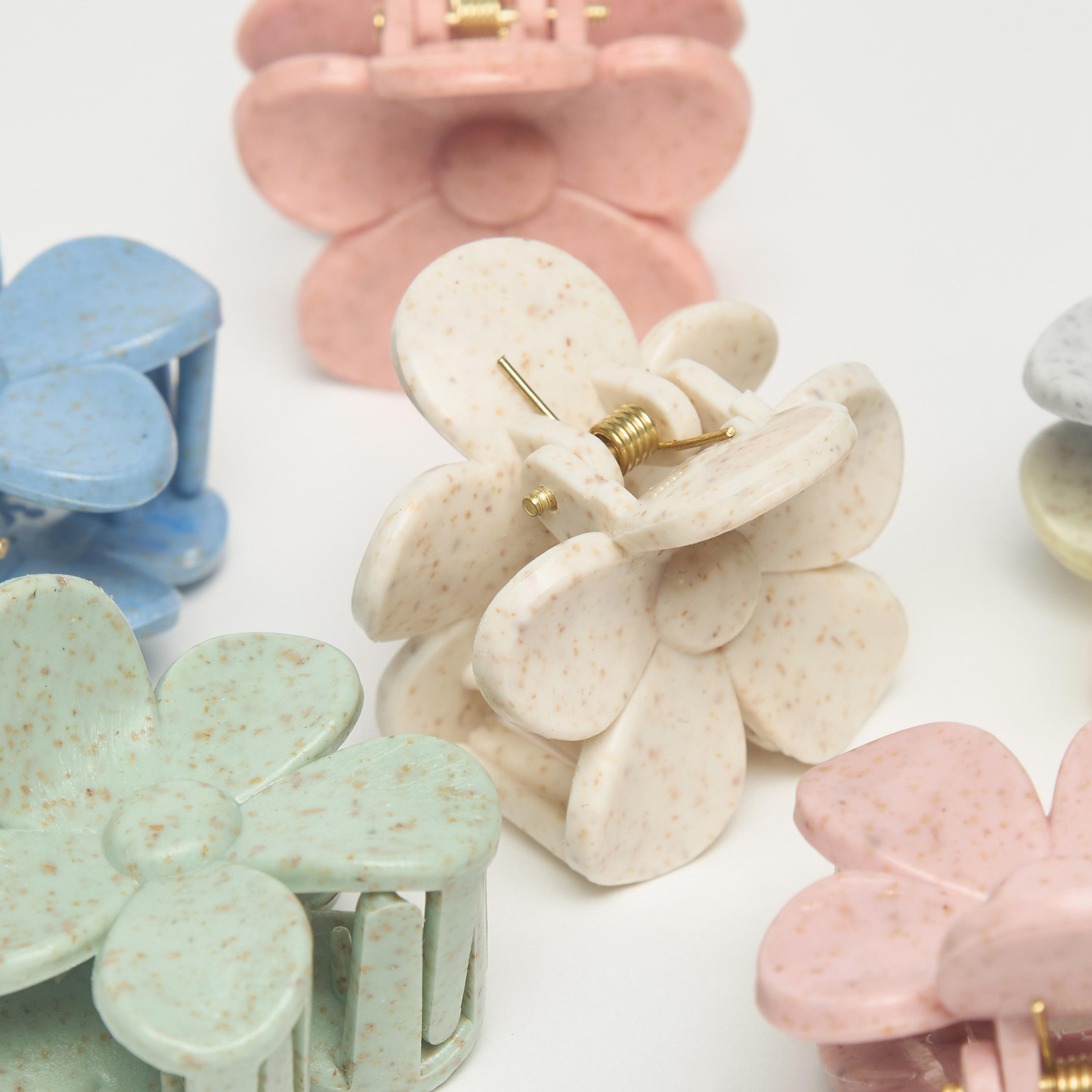 Set of 6 - Floral Shaped Hair Clamp-women-hairaccessories-clamps-image-5