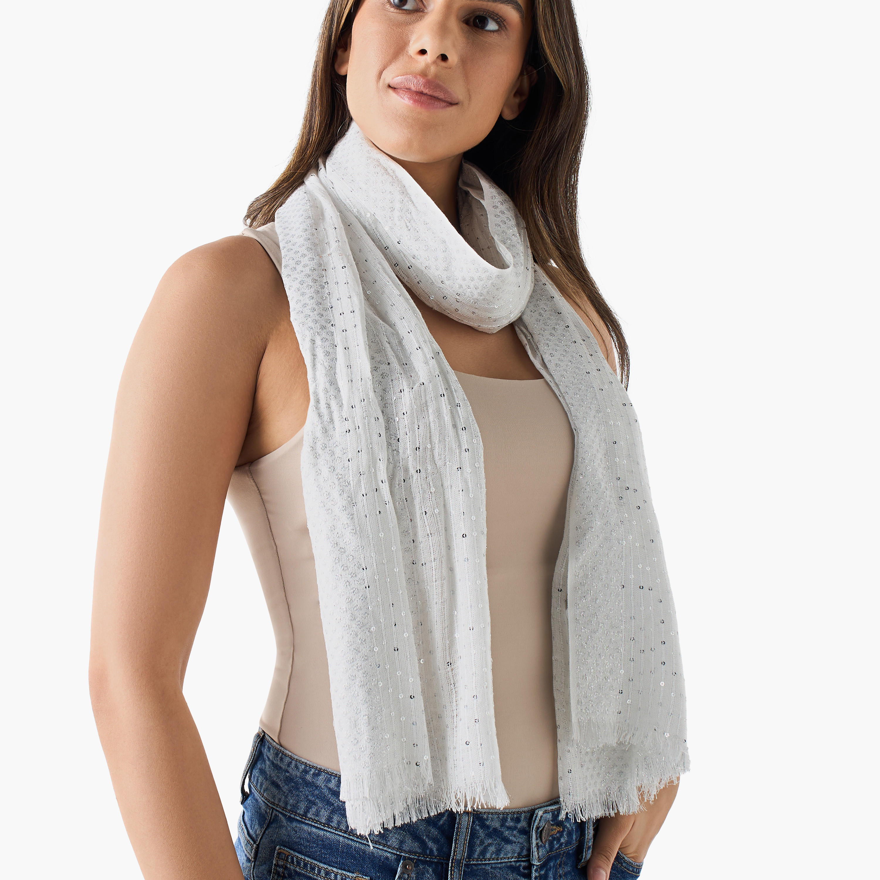 وشاح مزين بتفاصيل شراشيب-women-clothingaccessories-scarves-image-2