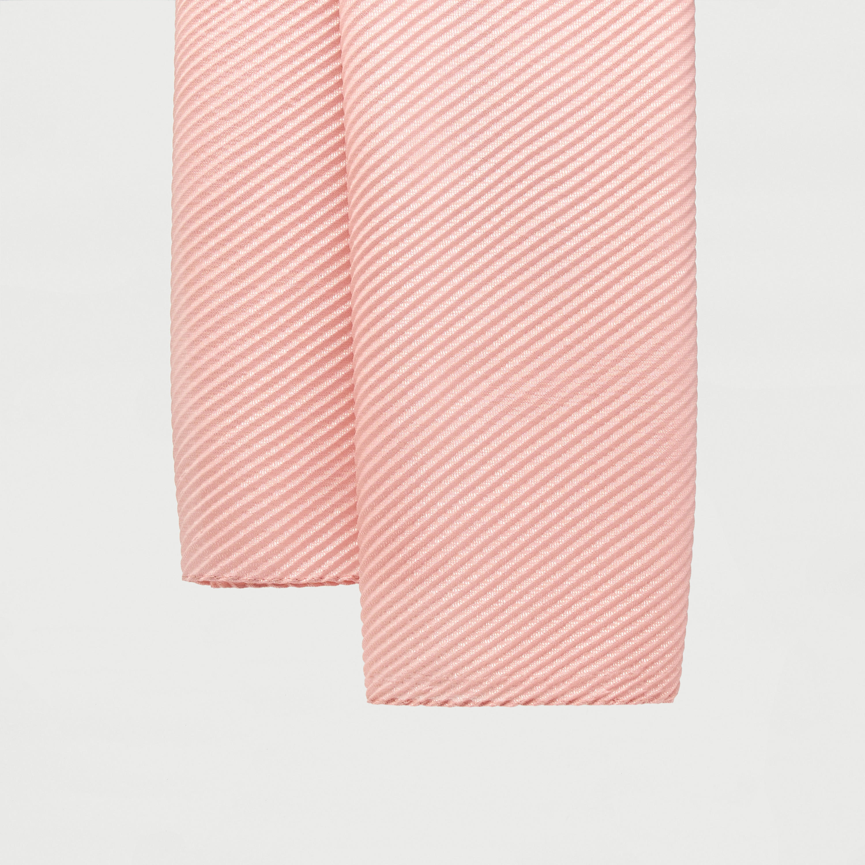 وشاح بارز الملمس-women-clothingaccessories-scarves-image-1