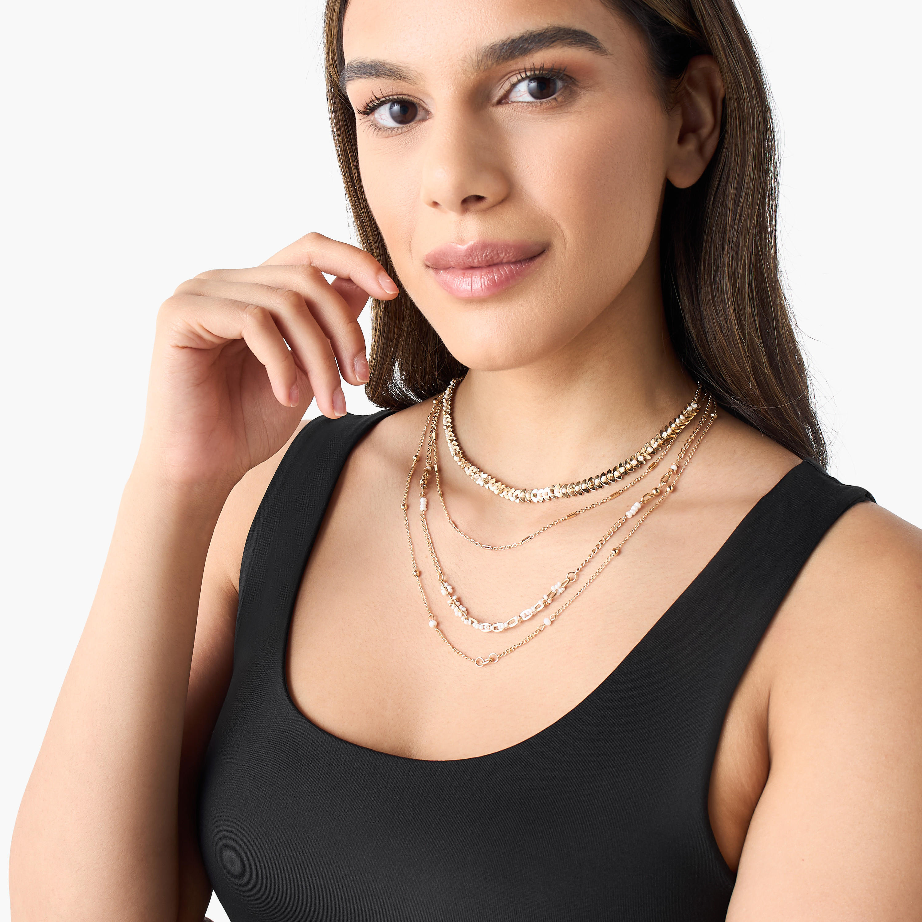 عقد طبقات مزين بمشبك إغلاق-women-watchesandjewellery-jewellery-necklacesandpendants-image-2